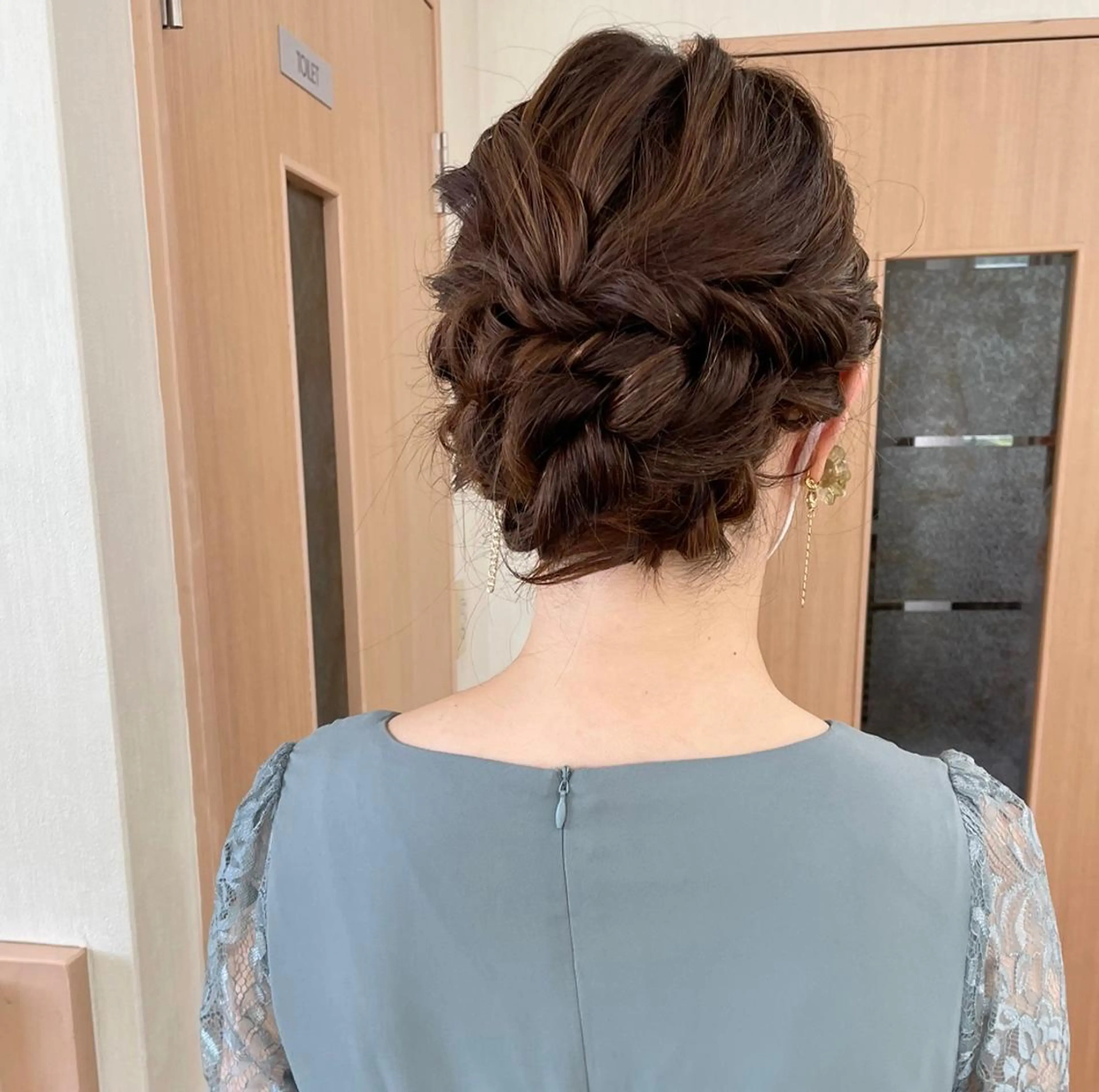ロング ヘアアレンジ yui .のヘアスタイル