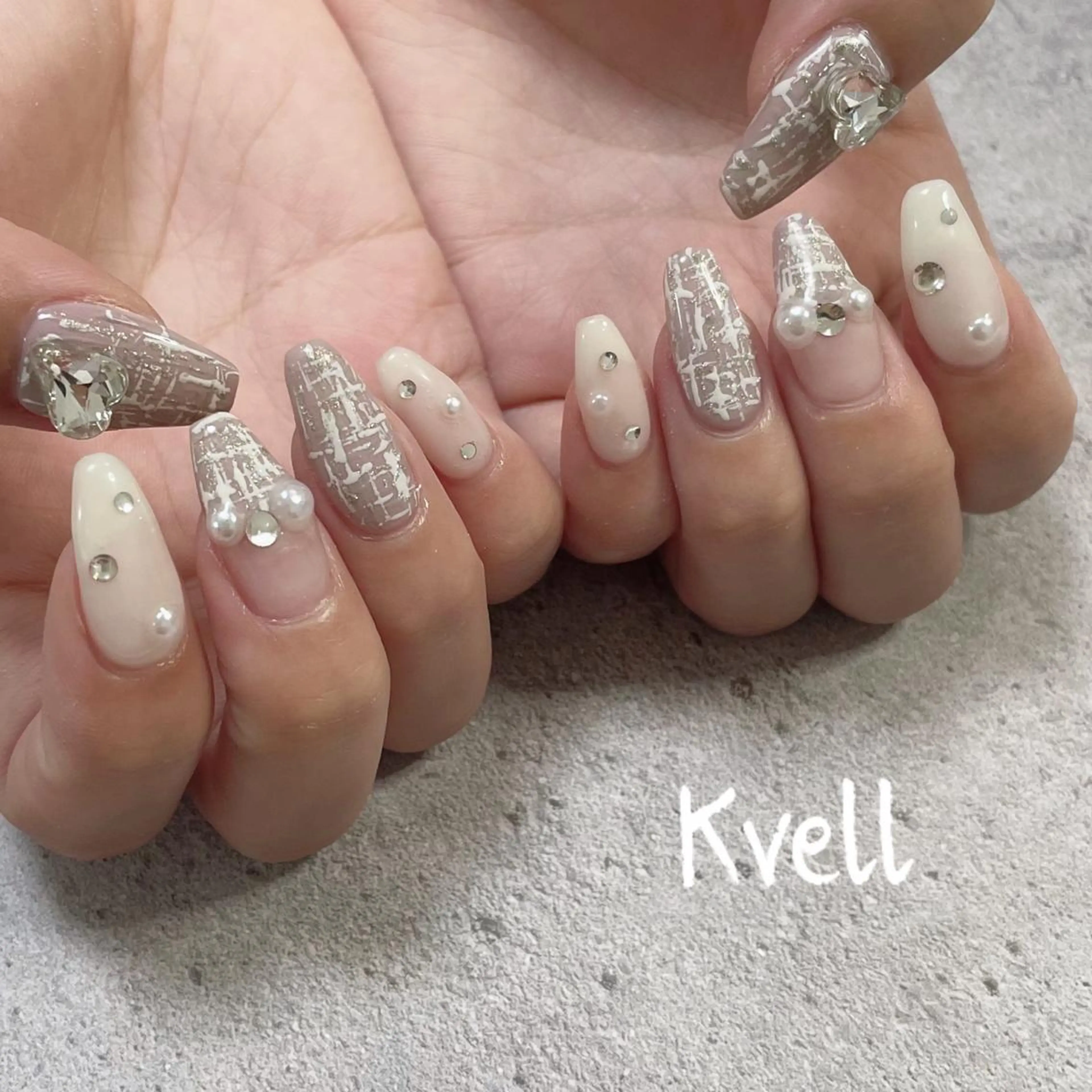 ネイル ツイードネイル ハンドネイル nailsalon Kvellのネイルデザイン