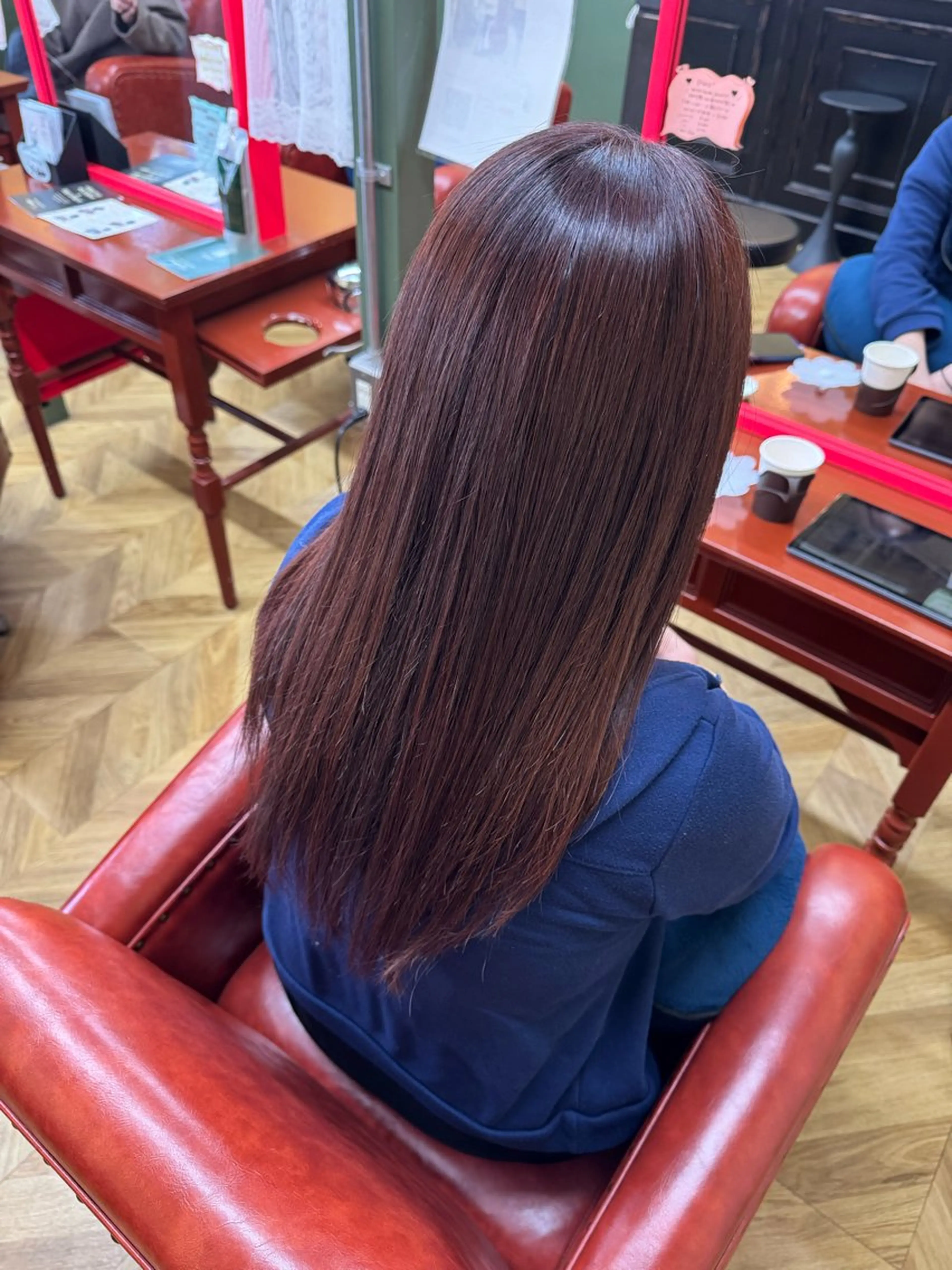 ロング カラー ブラウンカラー ピンクカラー ピンクブラウン ヘアカラー cureK所属・米倉 麻衣のヘアスタイル