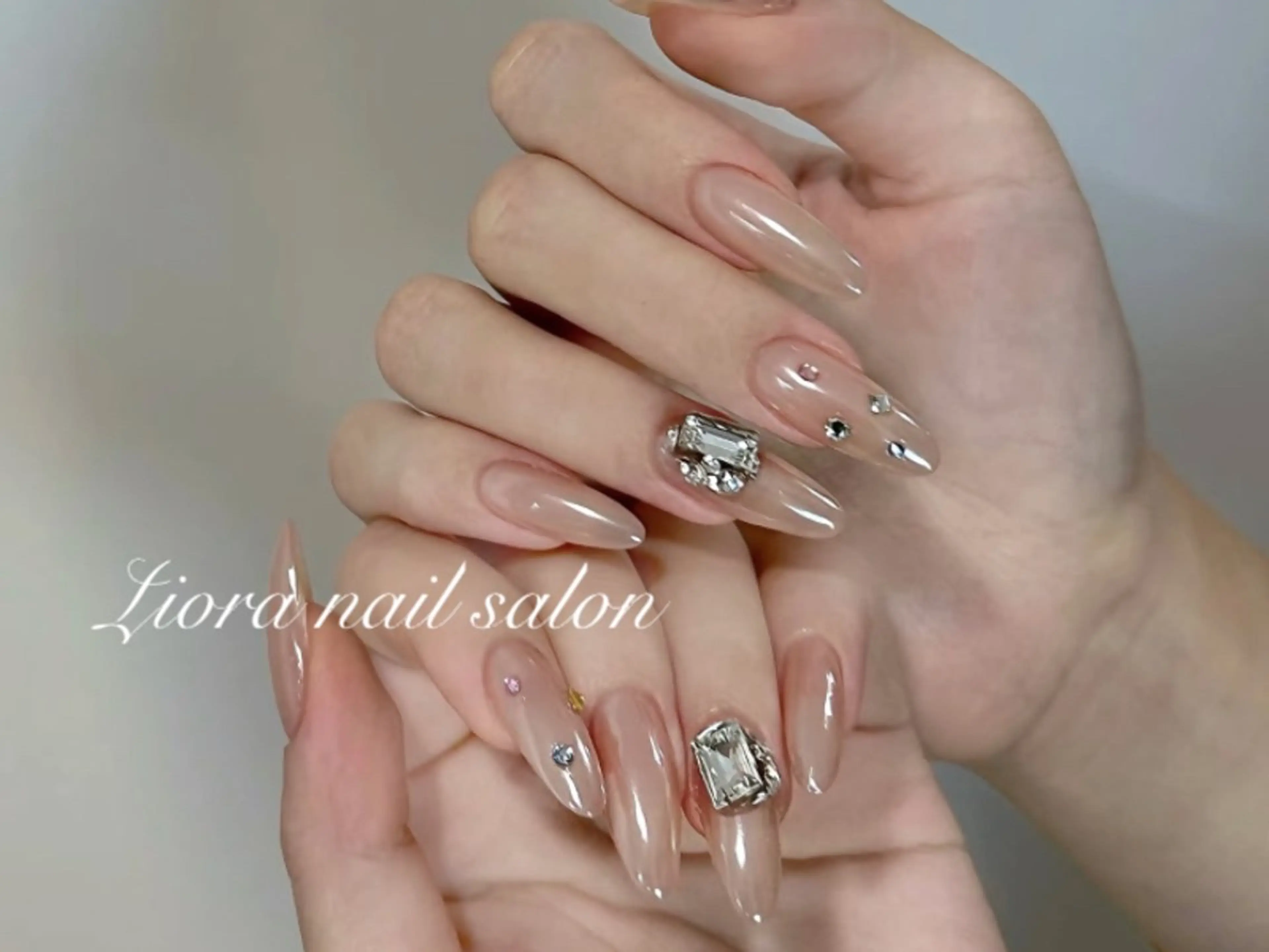 ネイル アートネイル フレンチネイル ジェルネイル ガーリー グラデーション ハンドネイル Liora nail スカルプ専門店のネイルデザイン