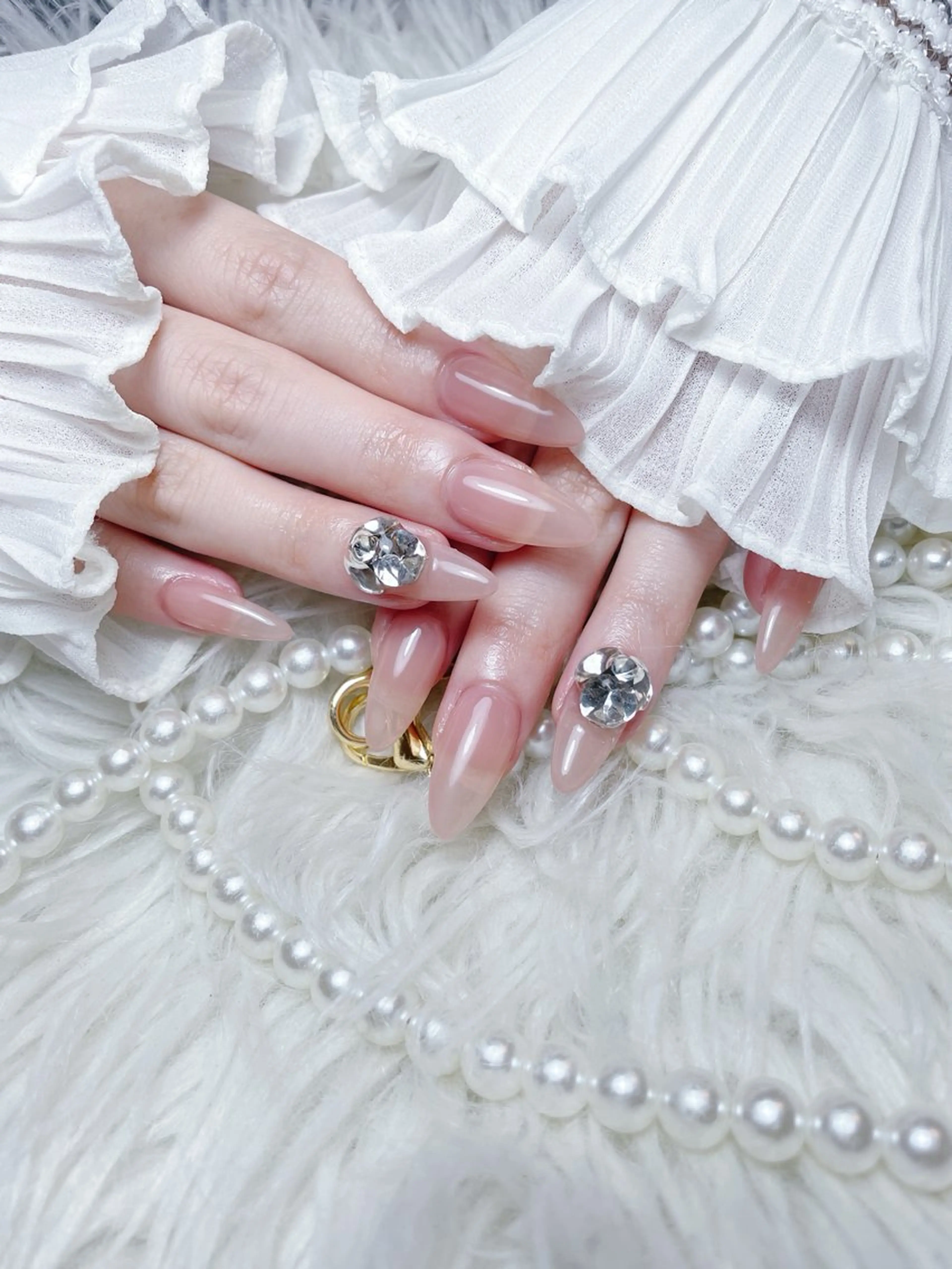 ネイル チークネイル 長さ出し フラワーネイル フレンチネイル ガーリー NEW NAIL 池袋のネイルデザイン