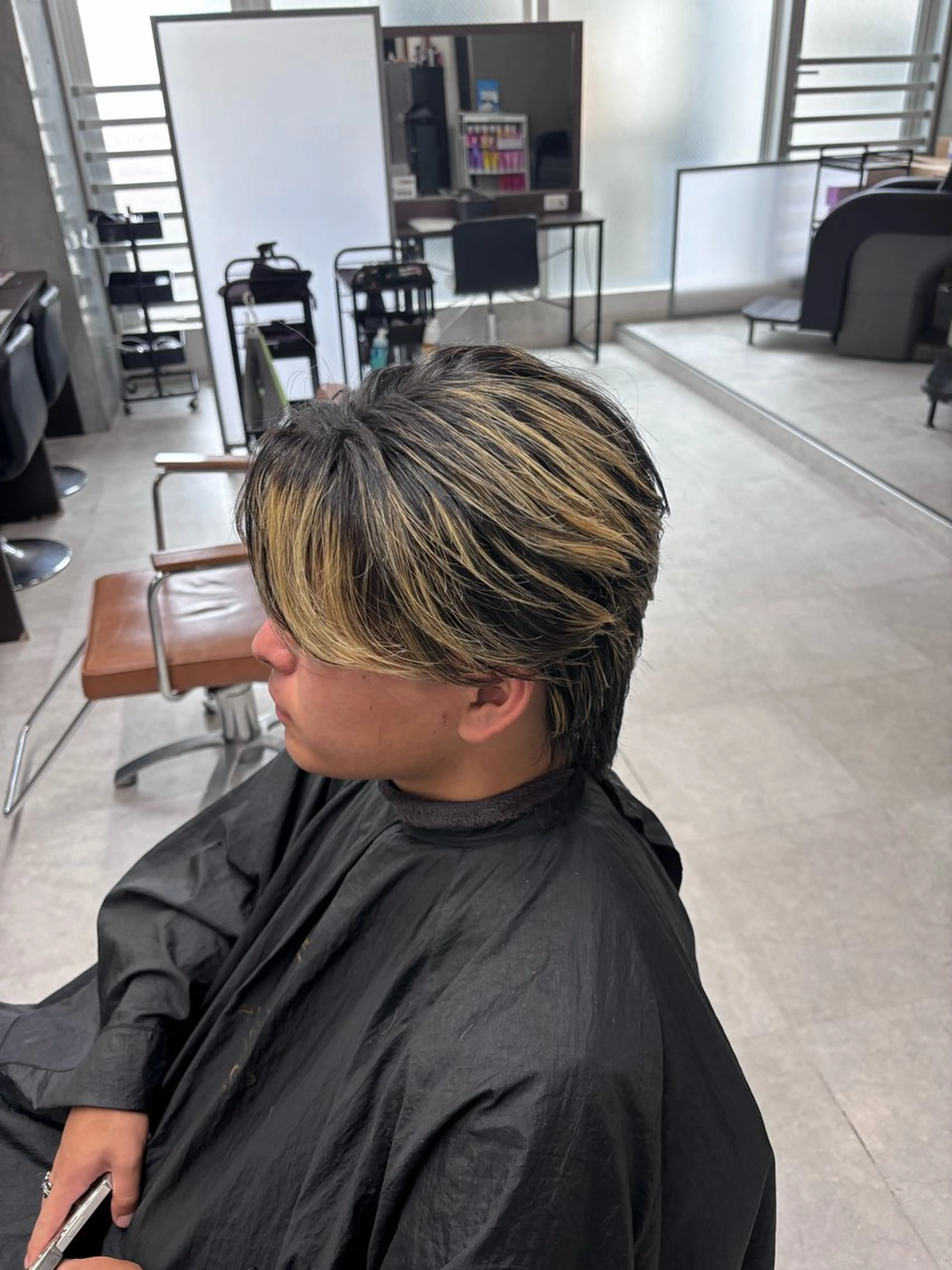 メンズ カット トリートメント ヘッドスパ ヘアセット フェザーの鬼 🇰🇷yutoのヘアスタイル