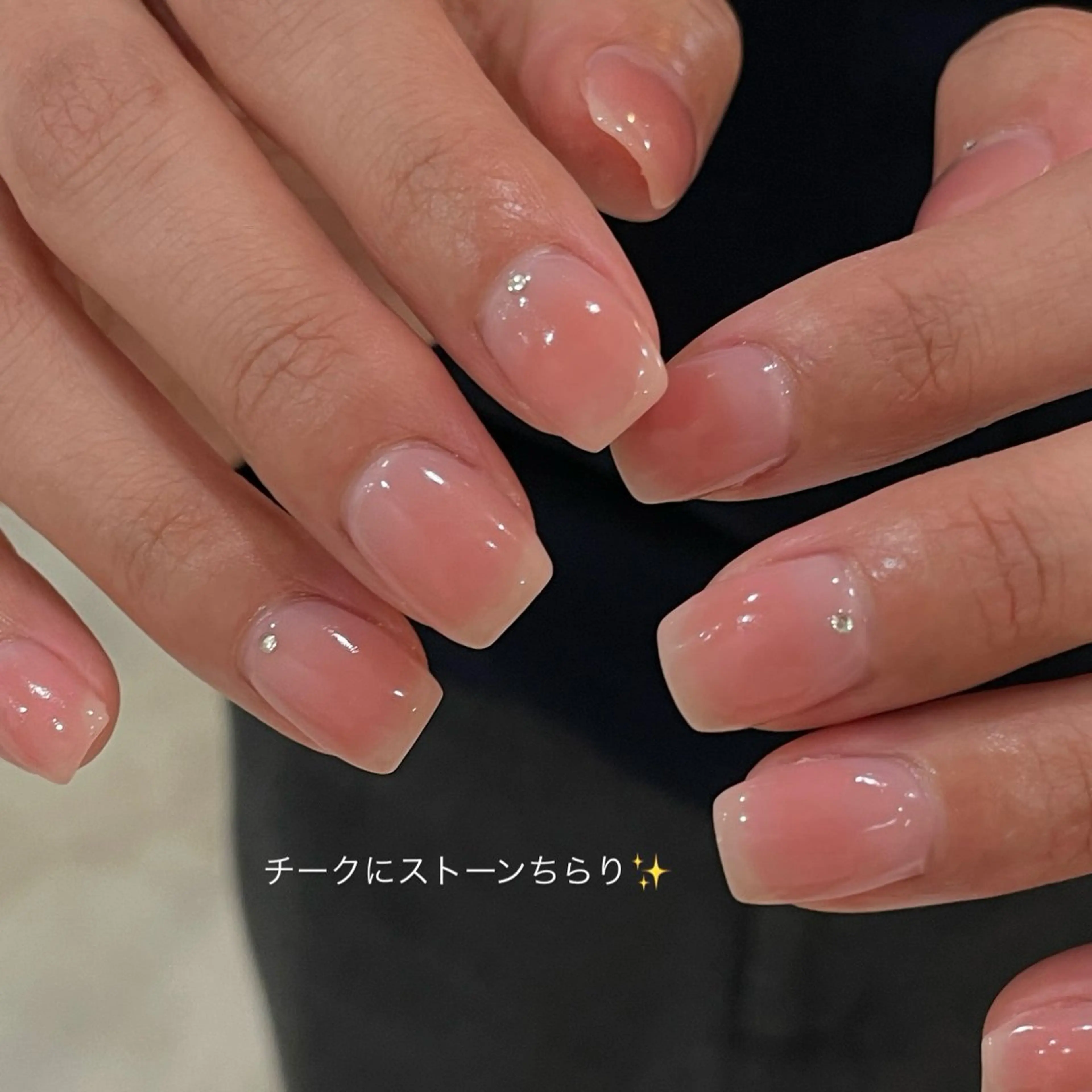 ネイル チークネイル ストーンネイル ハンドネイル you (ユウ)のネイルデザイン
