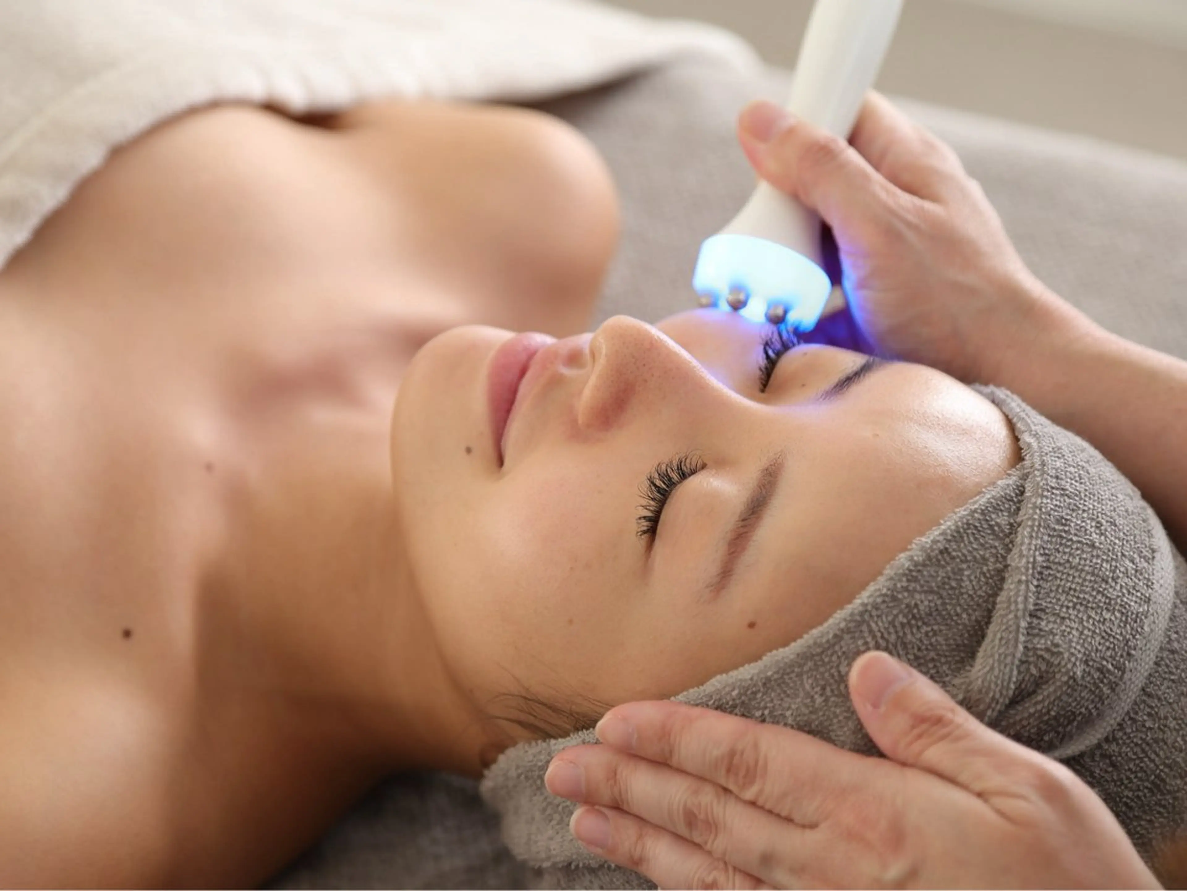 シミくすみクマ💧目元の深いお悩みの方に　オーダーメイド VIPスペシャルケア90分⭐️選べるパック/ヘッドスパ付🧡の写真