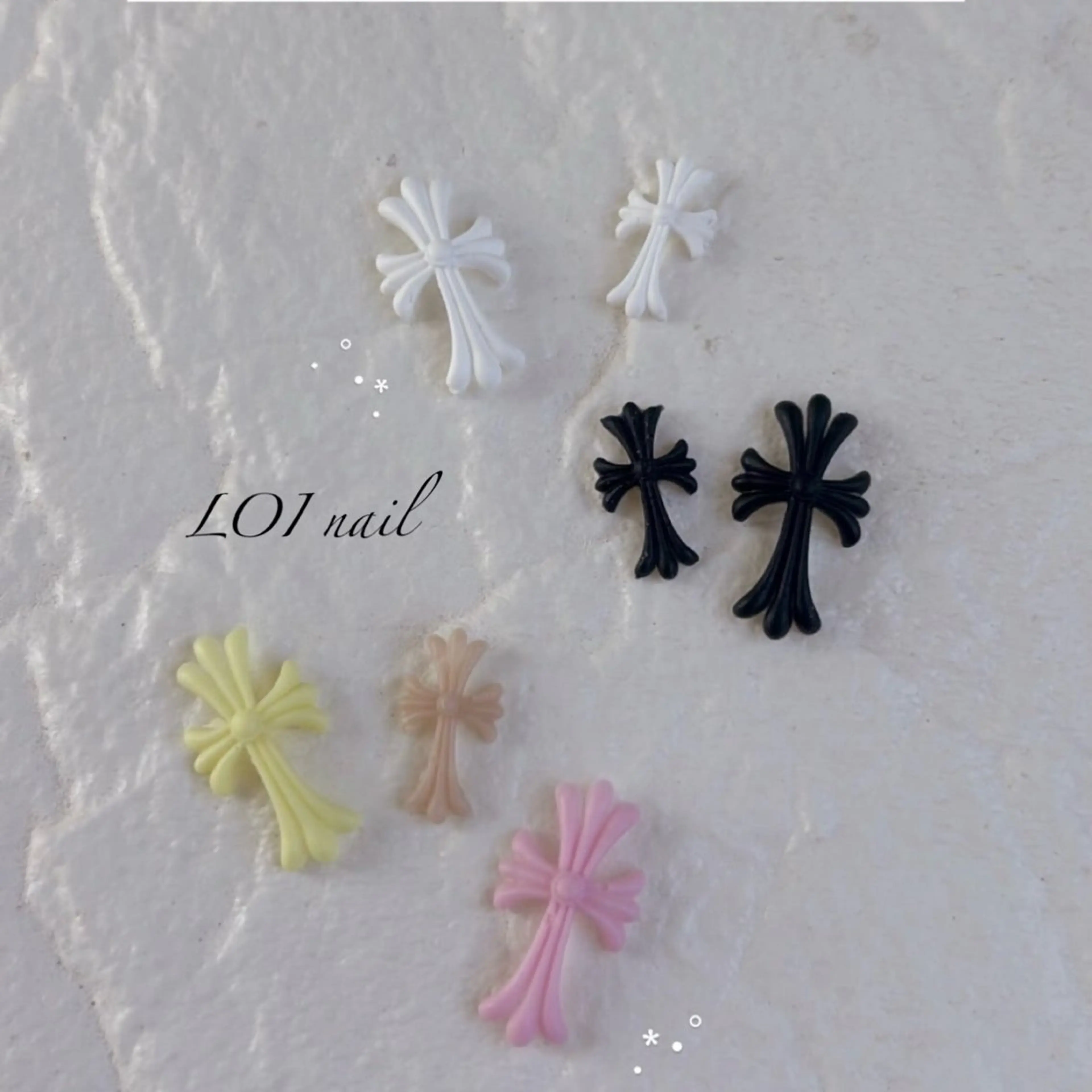 LOI nail monaのネイルデザイン