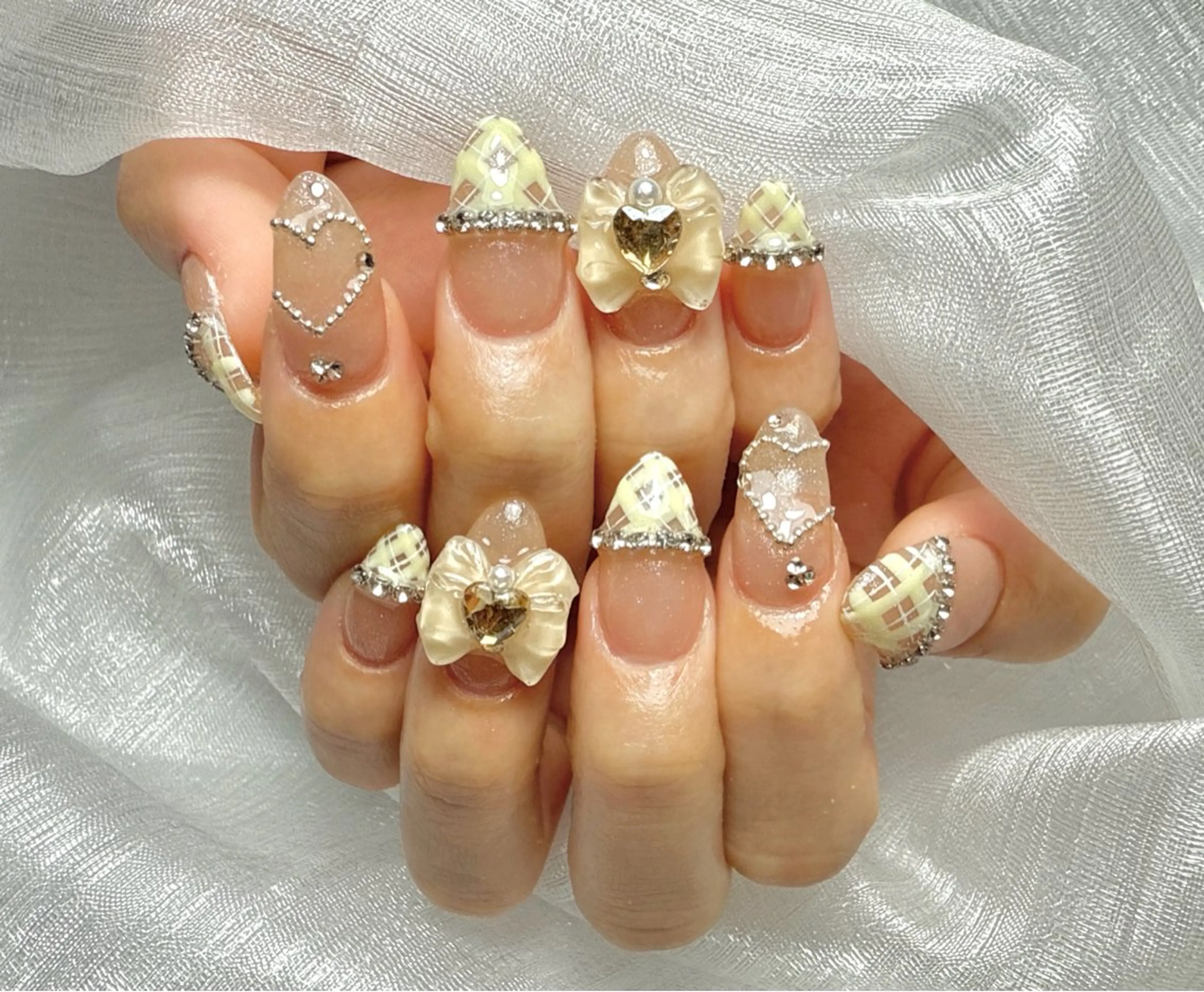 ネイル 持ち込み ハンドネイル ハンドケア L. Nailのネイルデザイン