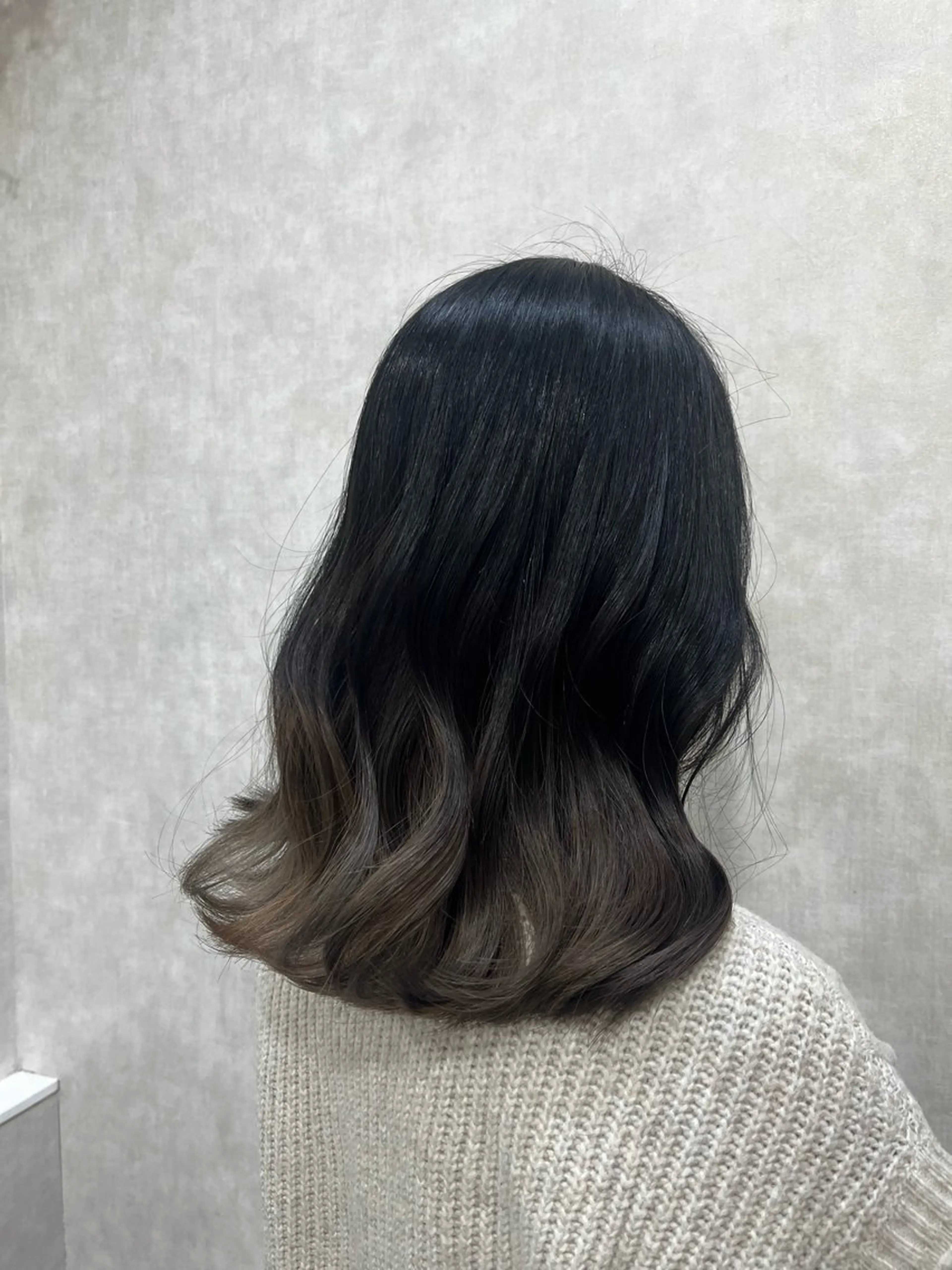 ミディアム 石原 光のヘアスタイル