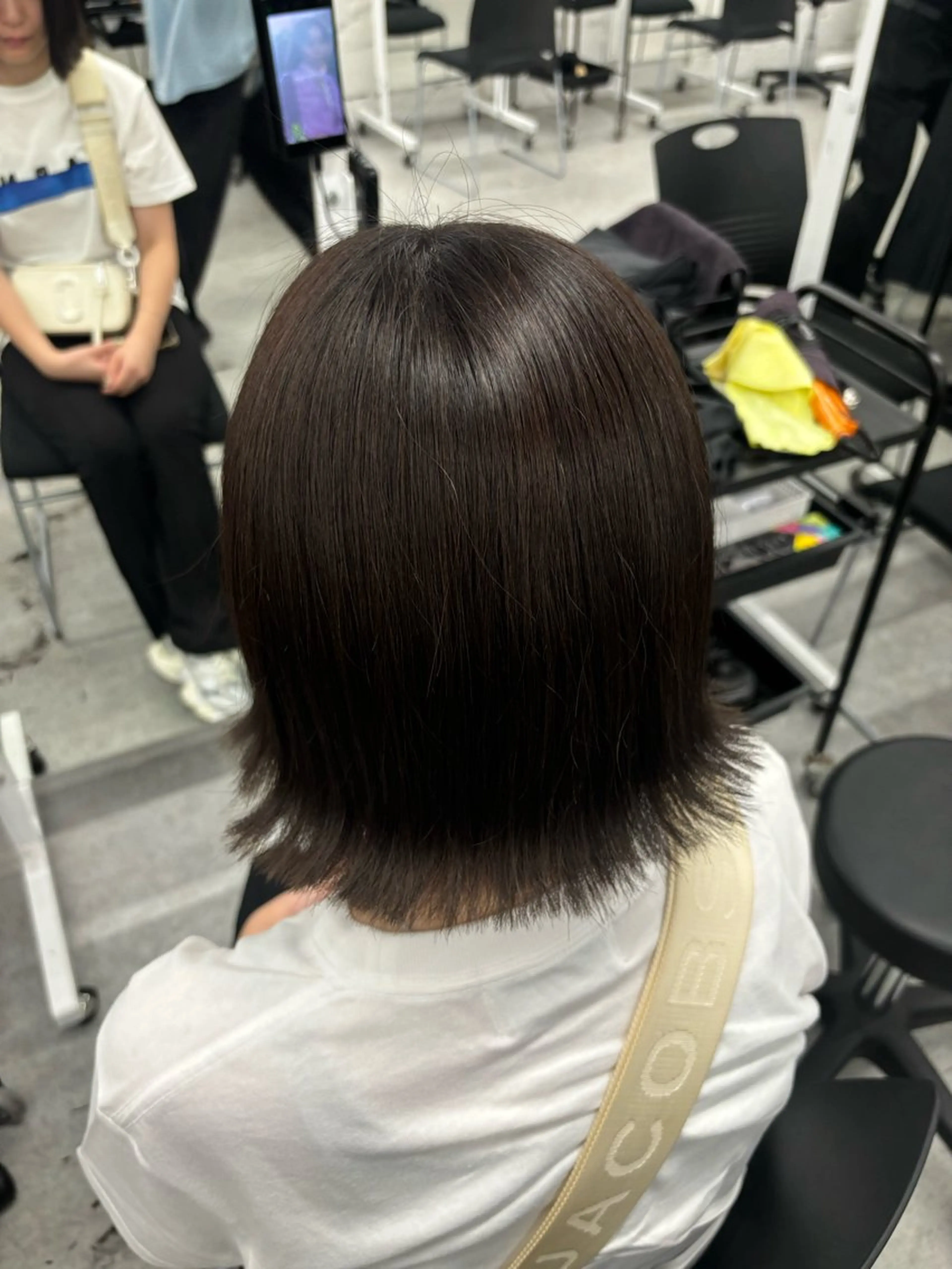 ミディアム カラー ヘアアレンジ AYUMI/赤み消し /ブラウンカラーのヘアスタイル