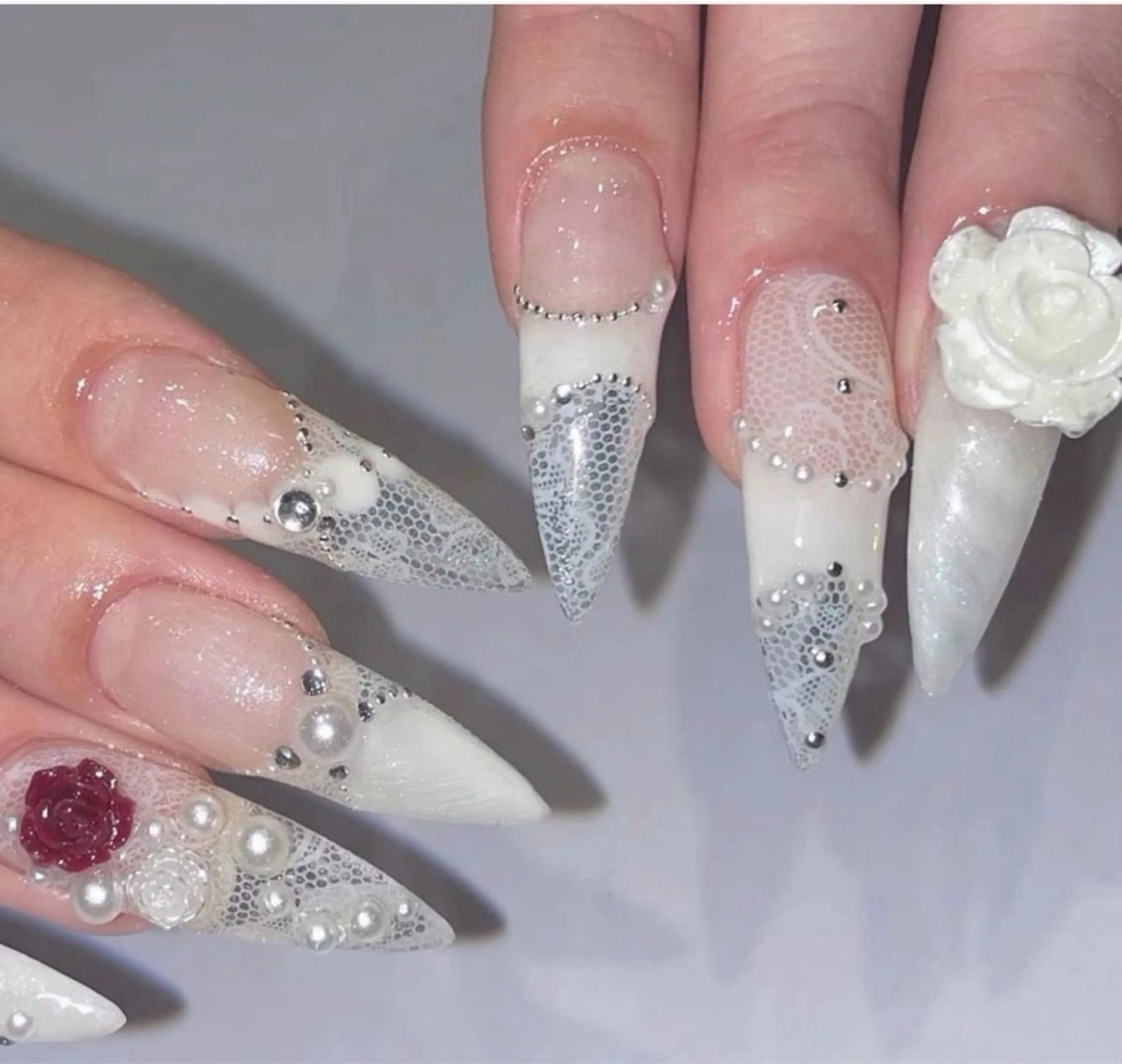 ハンドネイル 波 なみのネイルデザイン