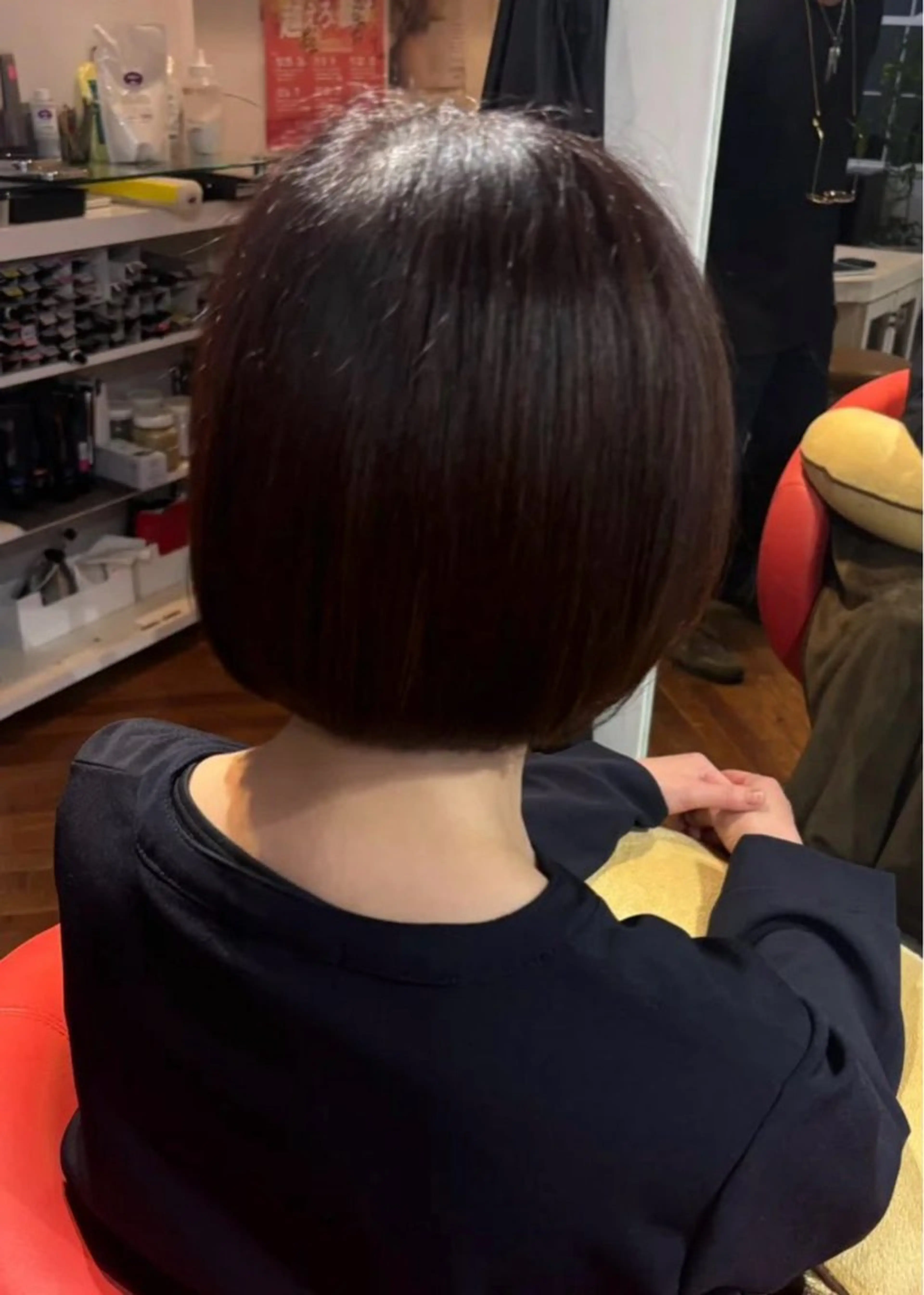 ショート カット 佐々木 彩芽のヘアスタイル