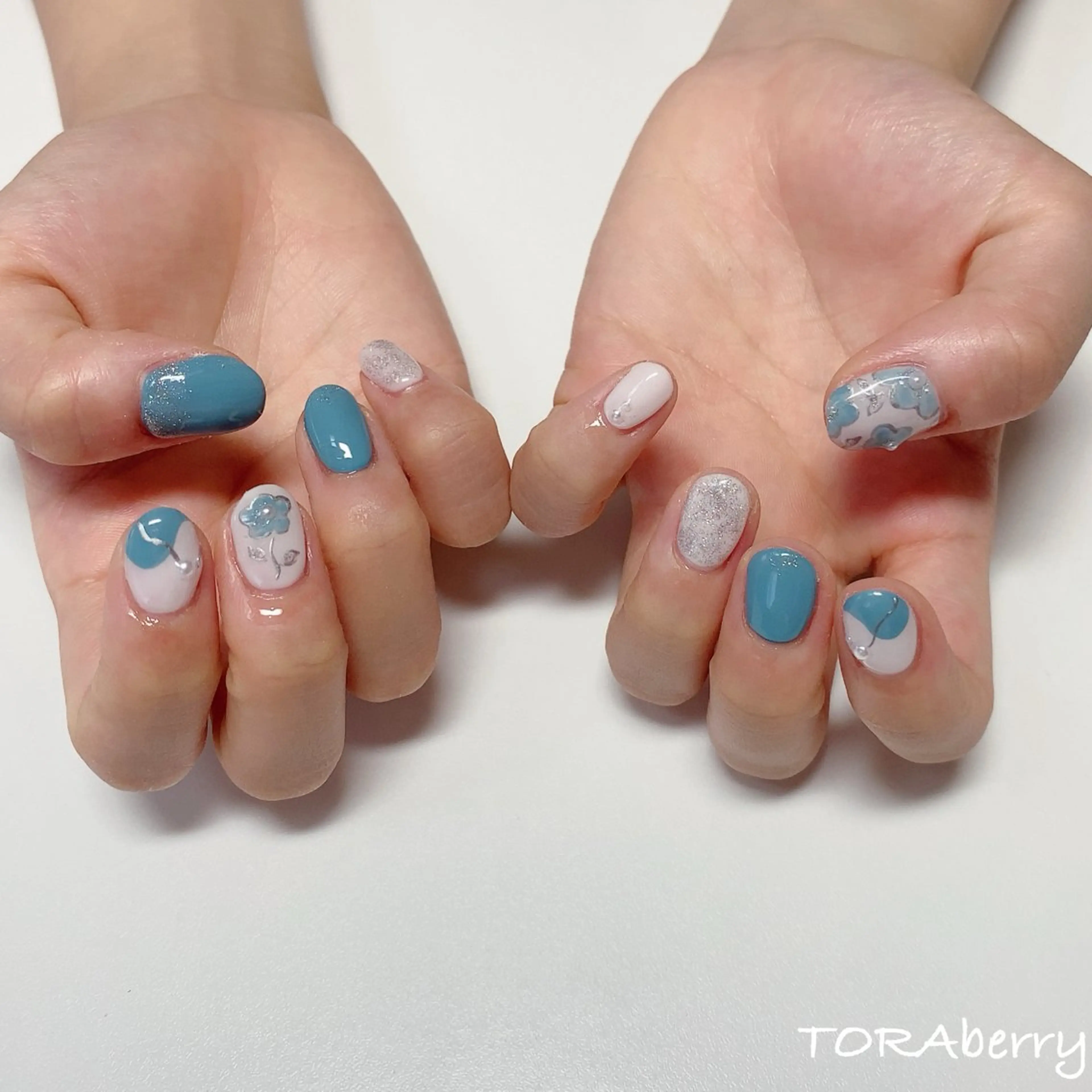 ネイル ハンドネイル ネイリスト なつみのネイルデザイン