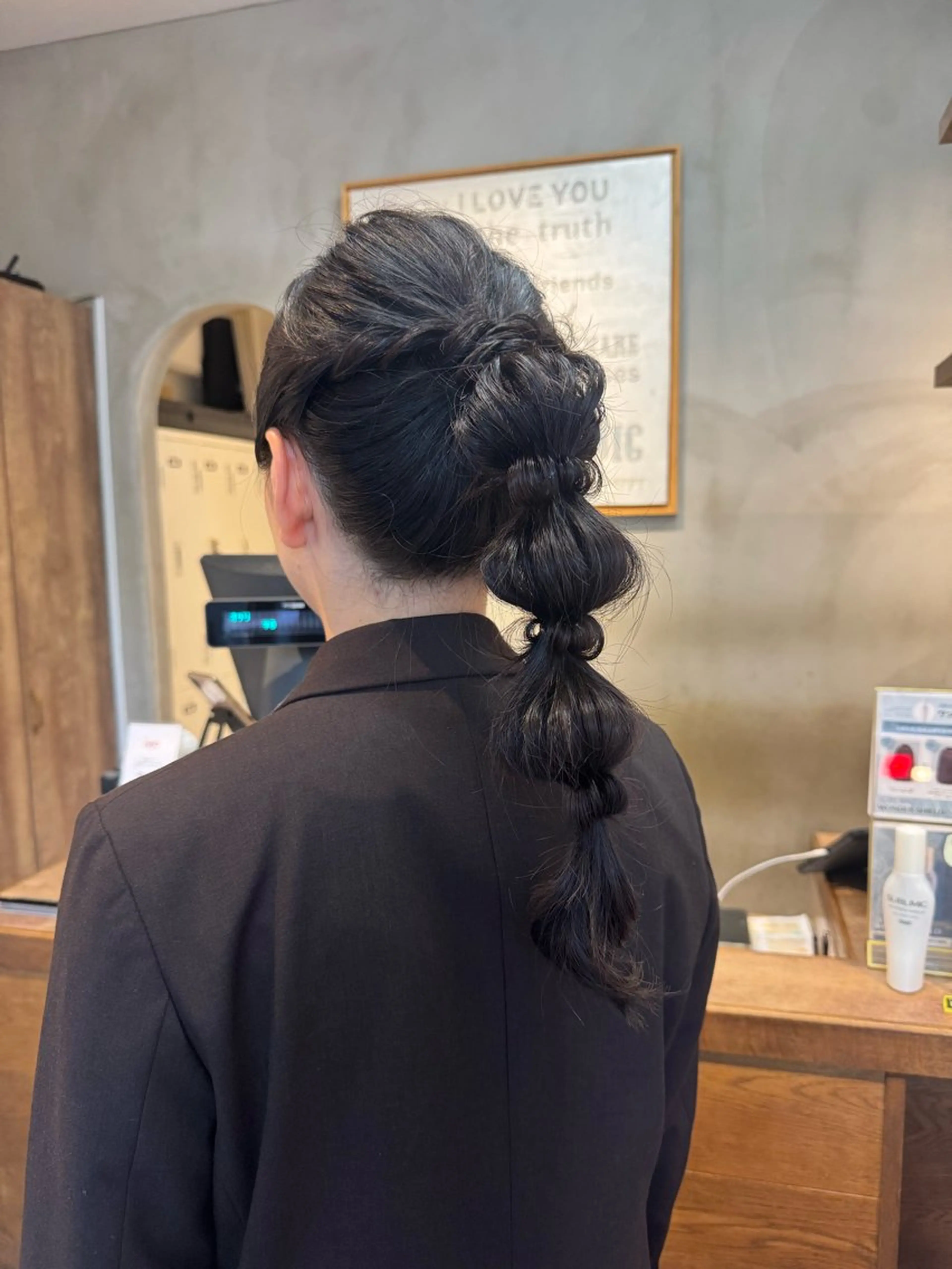 ヘアアレンジ ヘアセット red neo あいりのマツエク・マツパデザイン