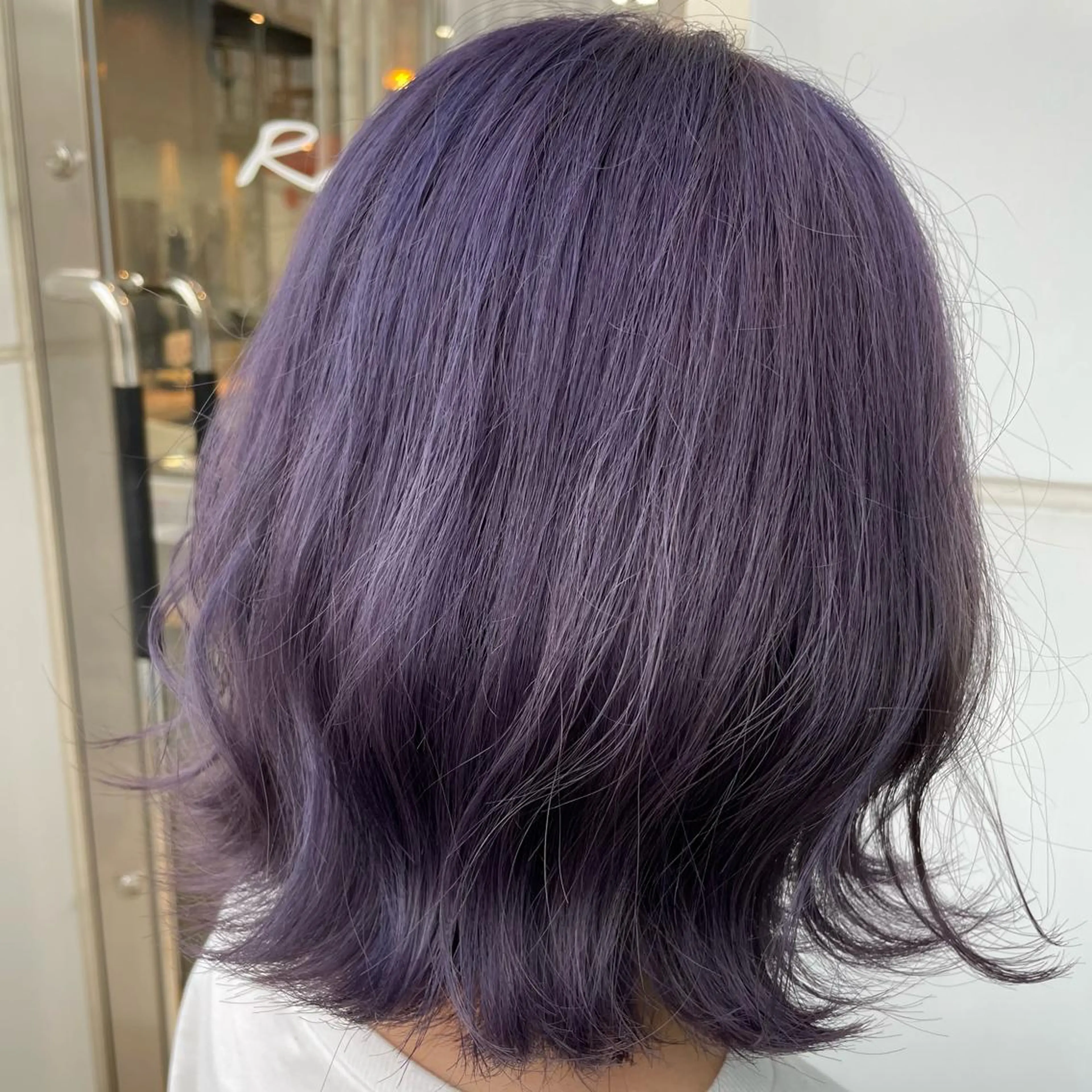 ミディアム カラー 大谷 杏菜のヘアスタイル