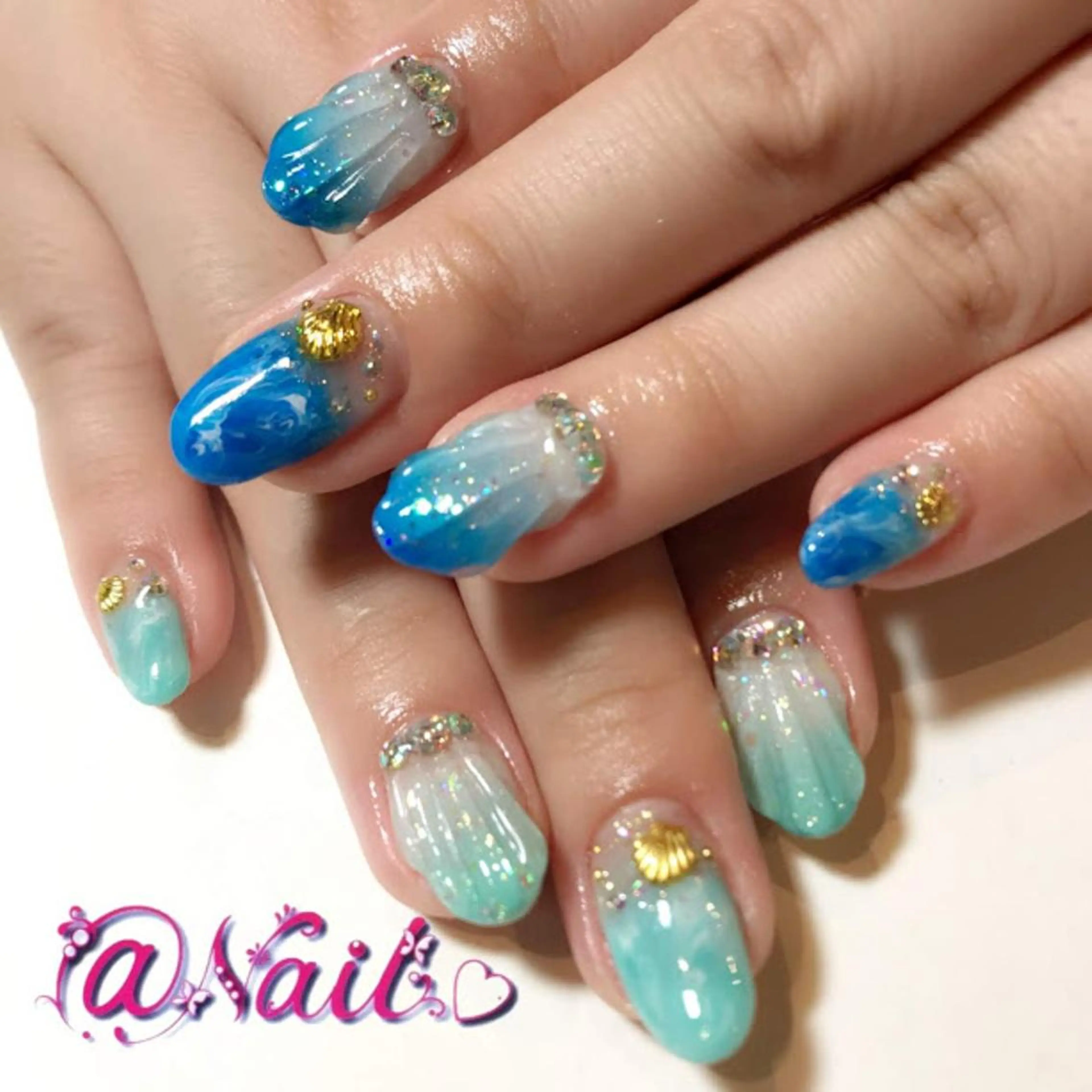 ネイル 小尾 栞のネイルデザイン