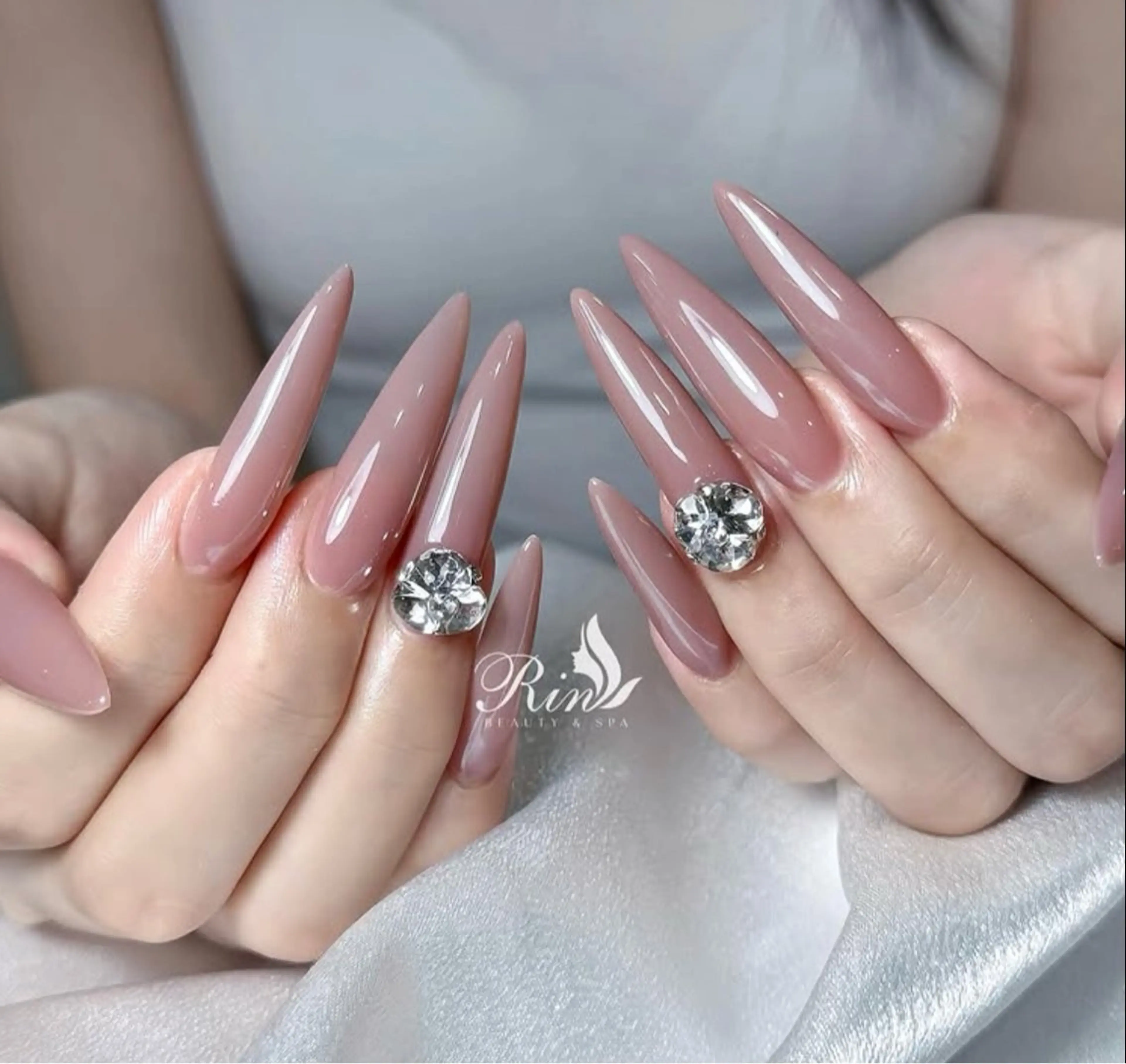 ネイル アートネイル 長さ出し ガーリー 韓国ネイル 持ち込み Rin Nail 新大久保店のネイルデザイン