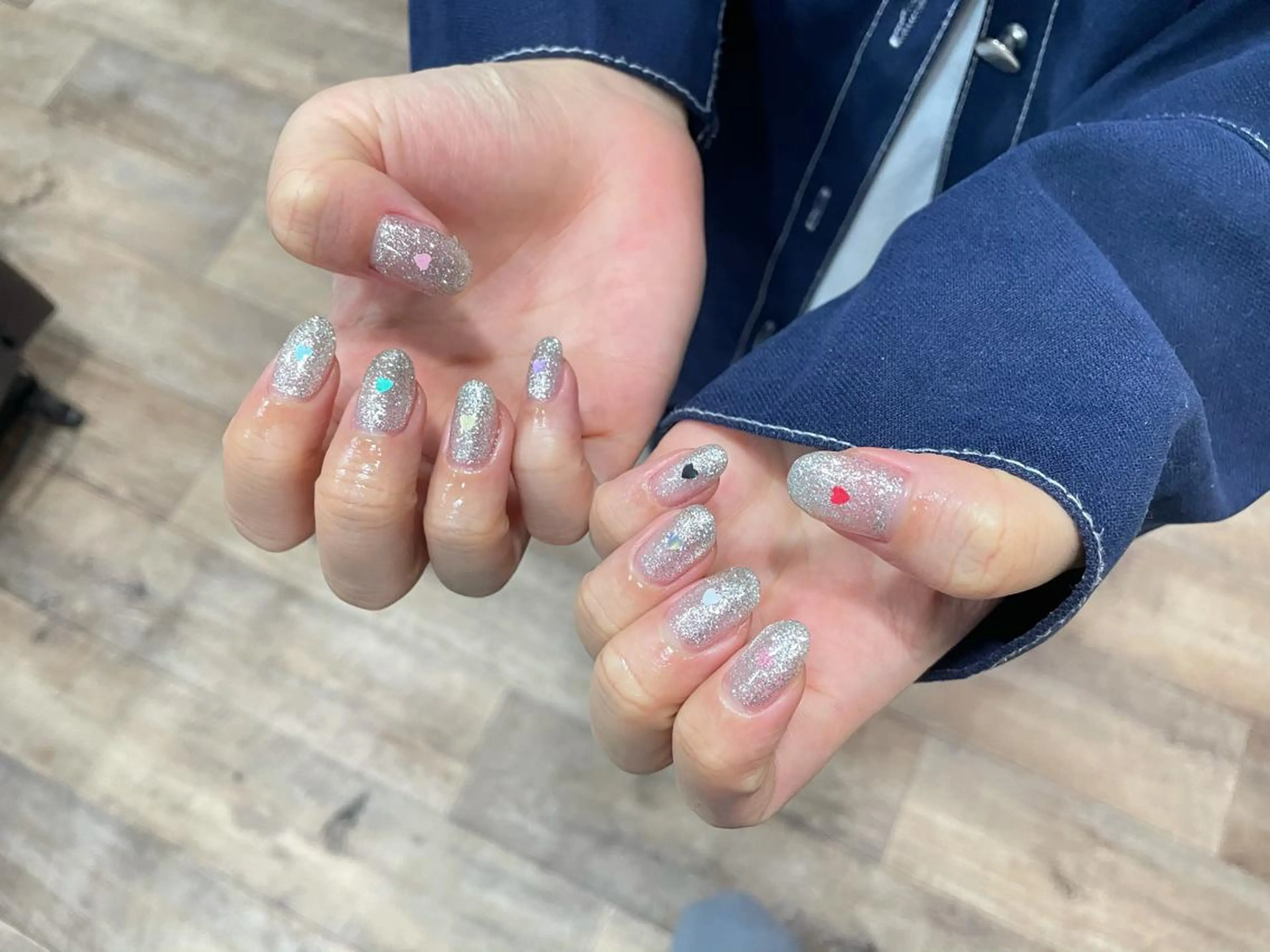ネイル ハンドネイル ハンドケア はばすみれ🎀ﾈｲﾙ 光ﾌｪｲｼｬﾙ ﾍｱのネイルデザイン