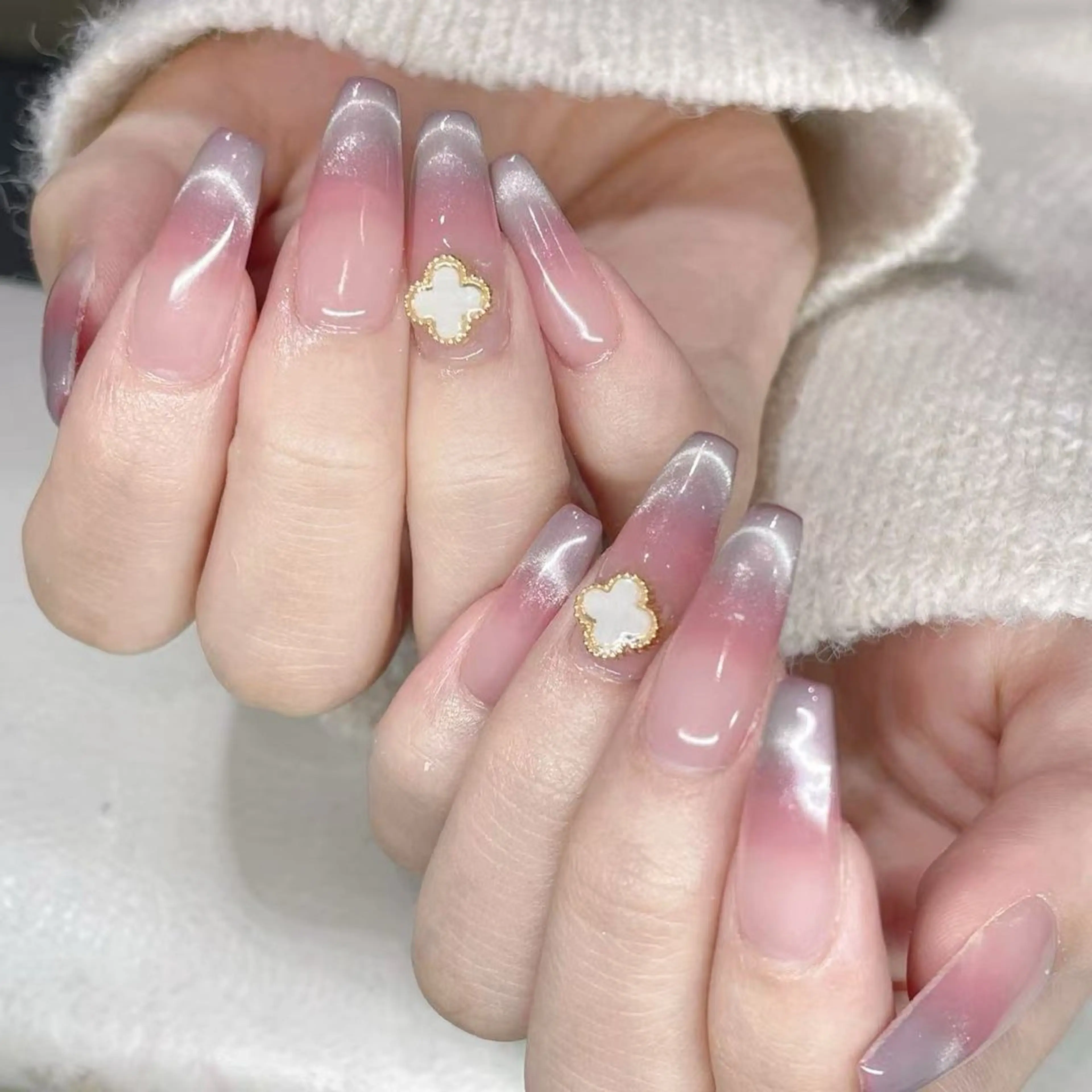 ネイル ハンドネイル Queens マオのネイルデザイン