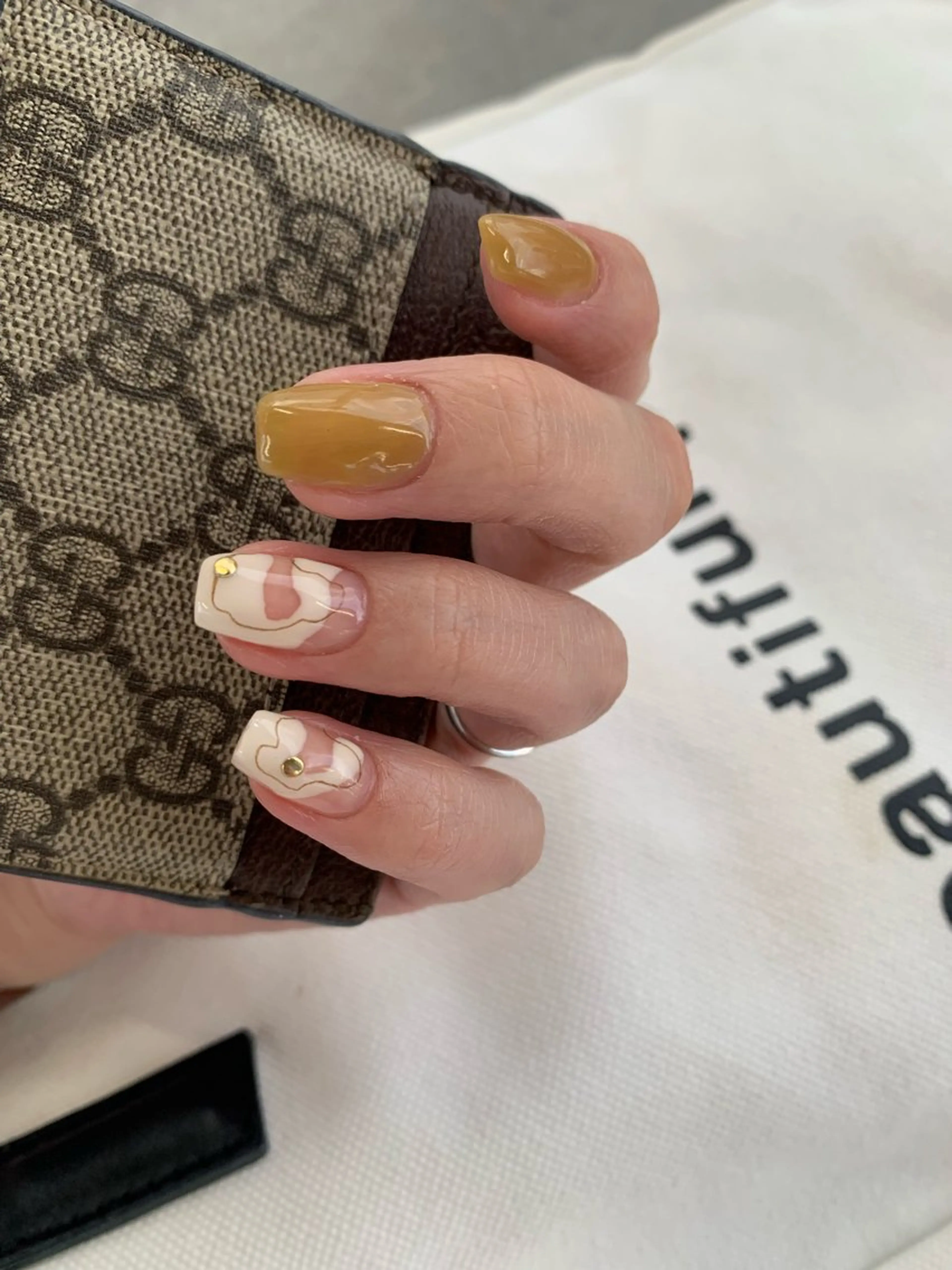 ネイル ハンドネイル にしぐち はるかのネイルデザイン