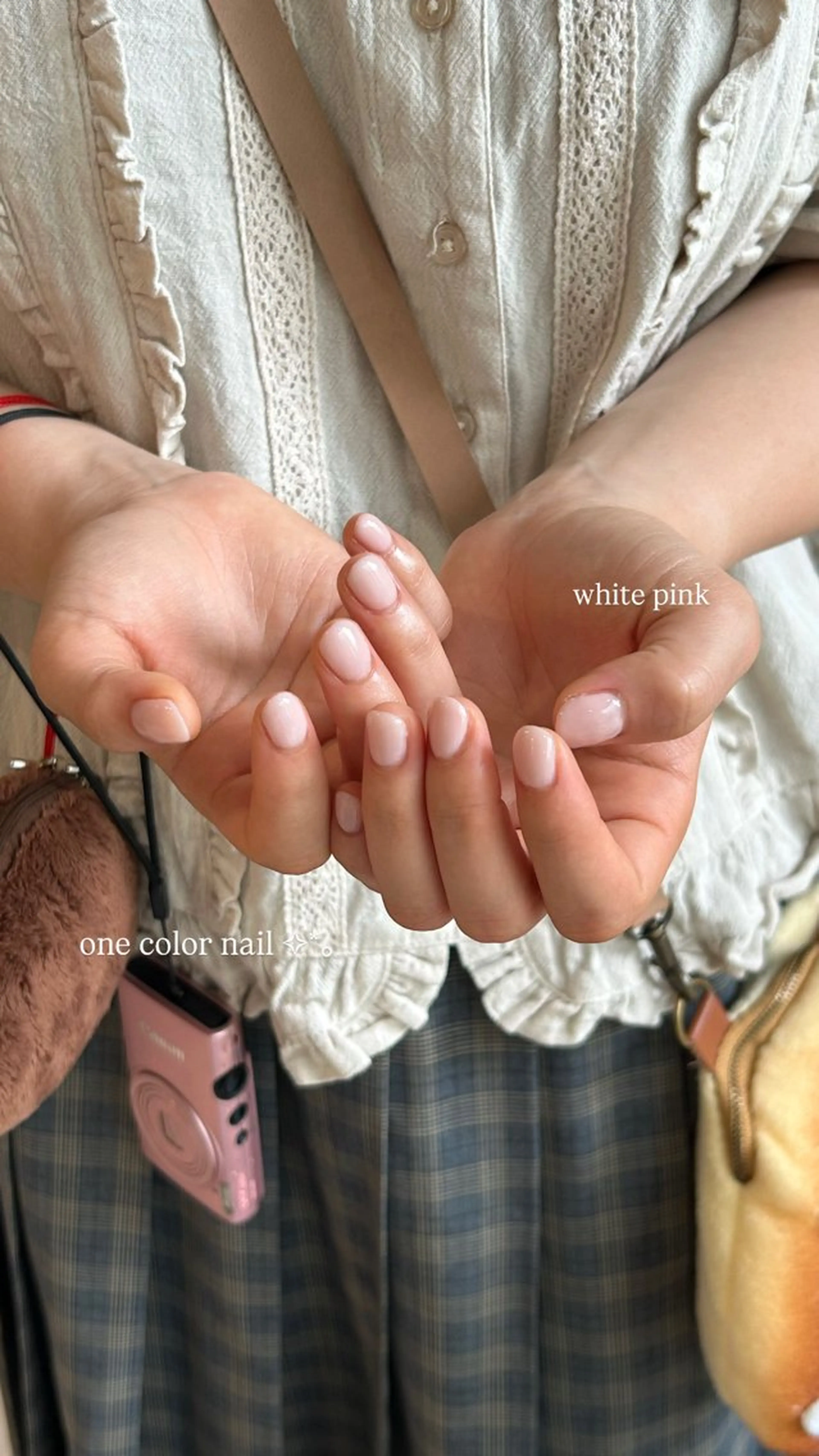 ネイル ピンク ホワイト レイヤー/nail COCOROのヘアスタイル