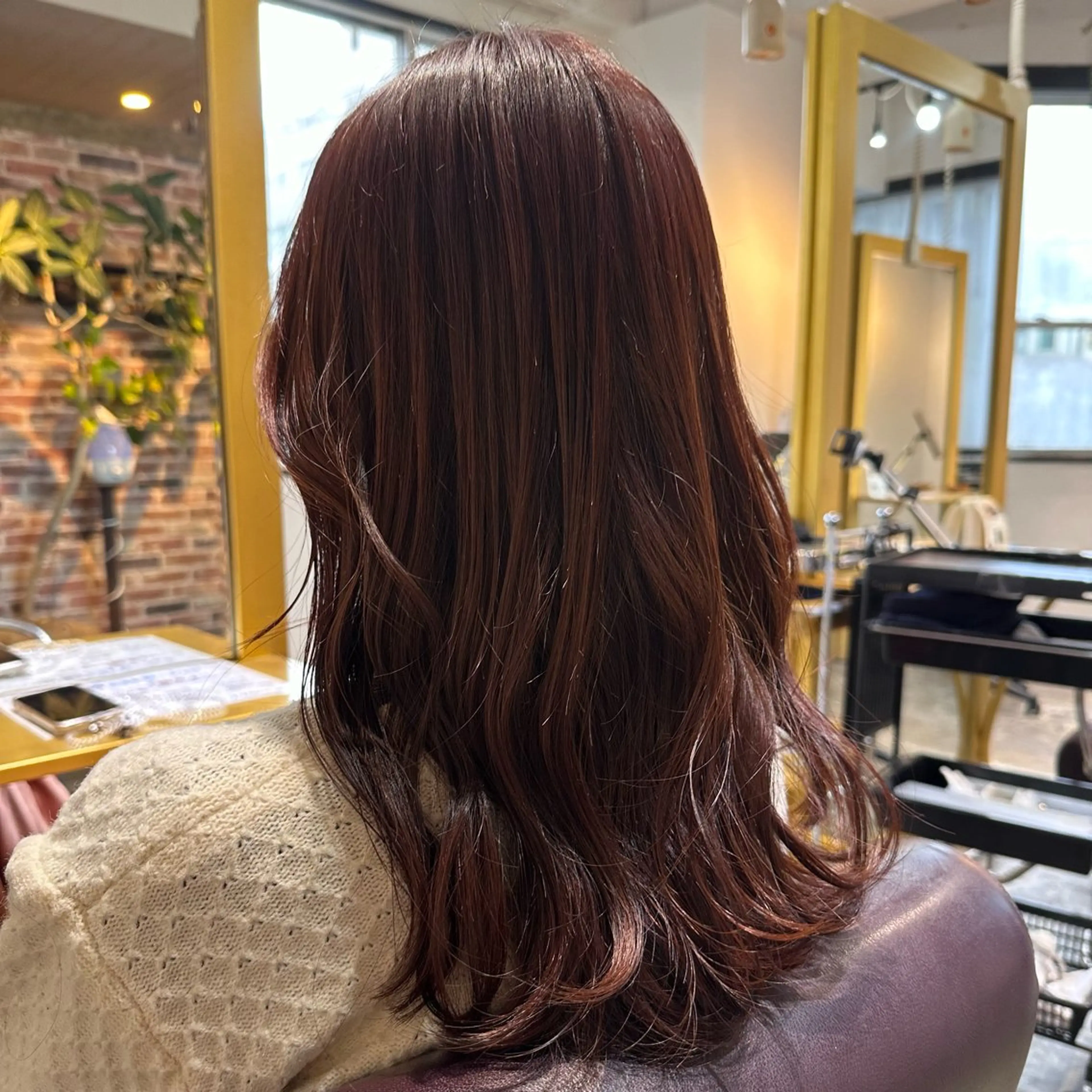 ロング カラー ブラウンカラー ピンクカラー カット ヘアカラー Saki💛心斎橋 レイヤー/艶髪のヘアスタイル
