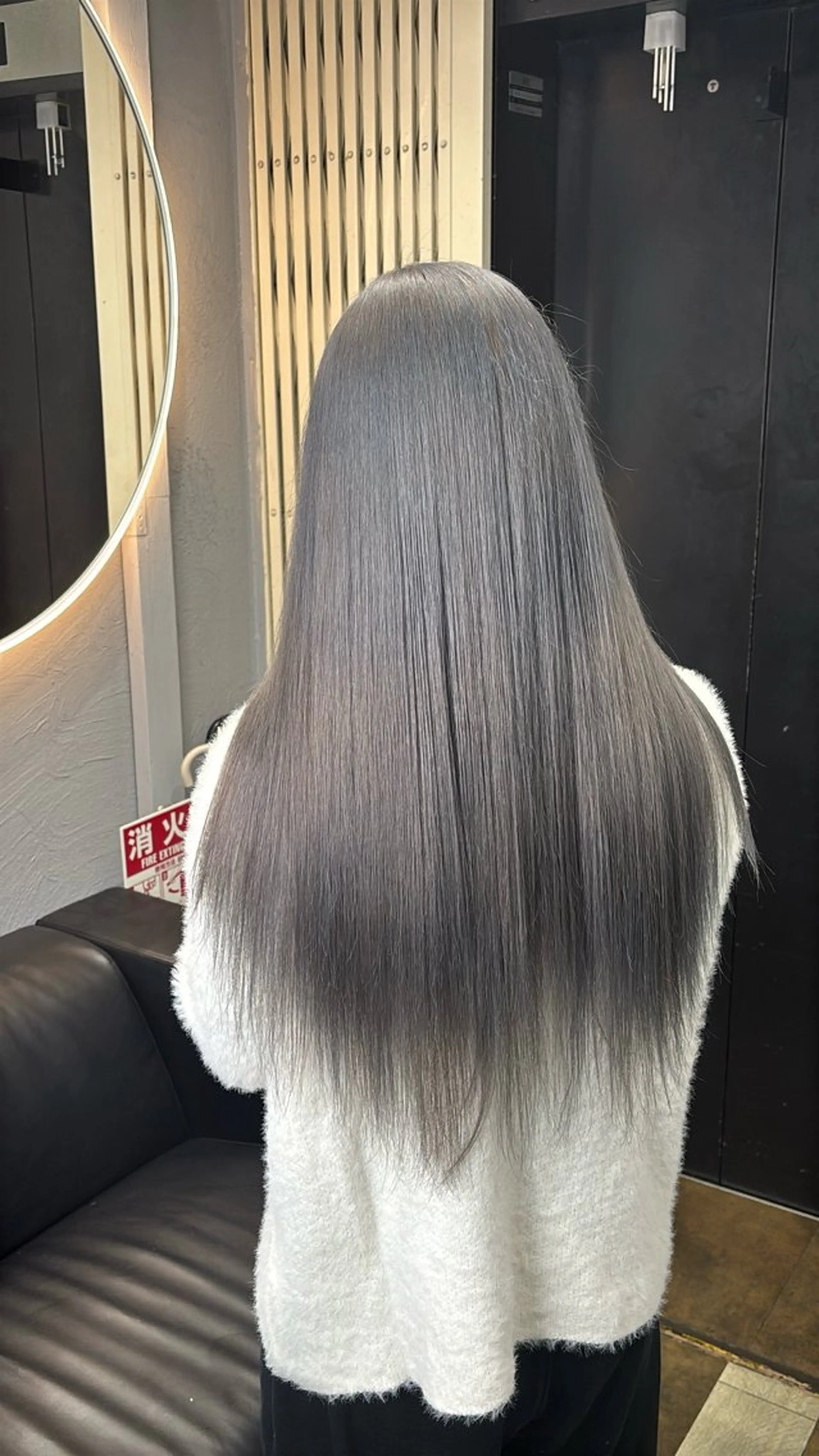 ロング ヘアカラー トリートメント ヘッドスパ ヘアセット 韓国ヘア/ブリーチ無 しWカラー/オリーブのヘアスタイル