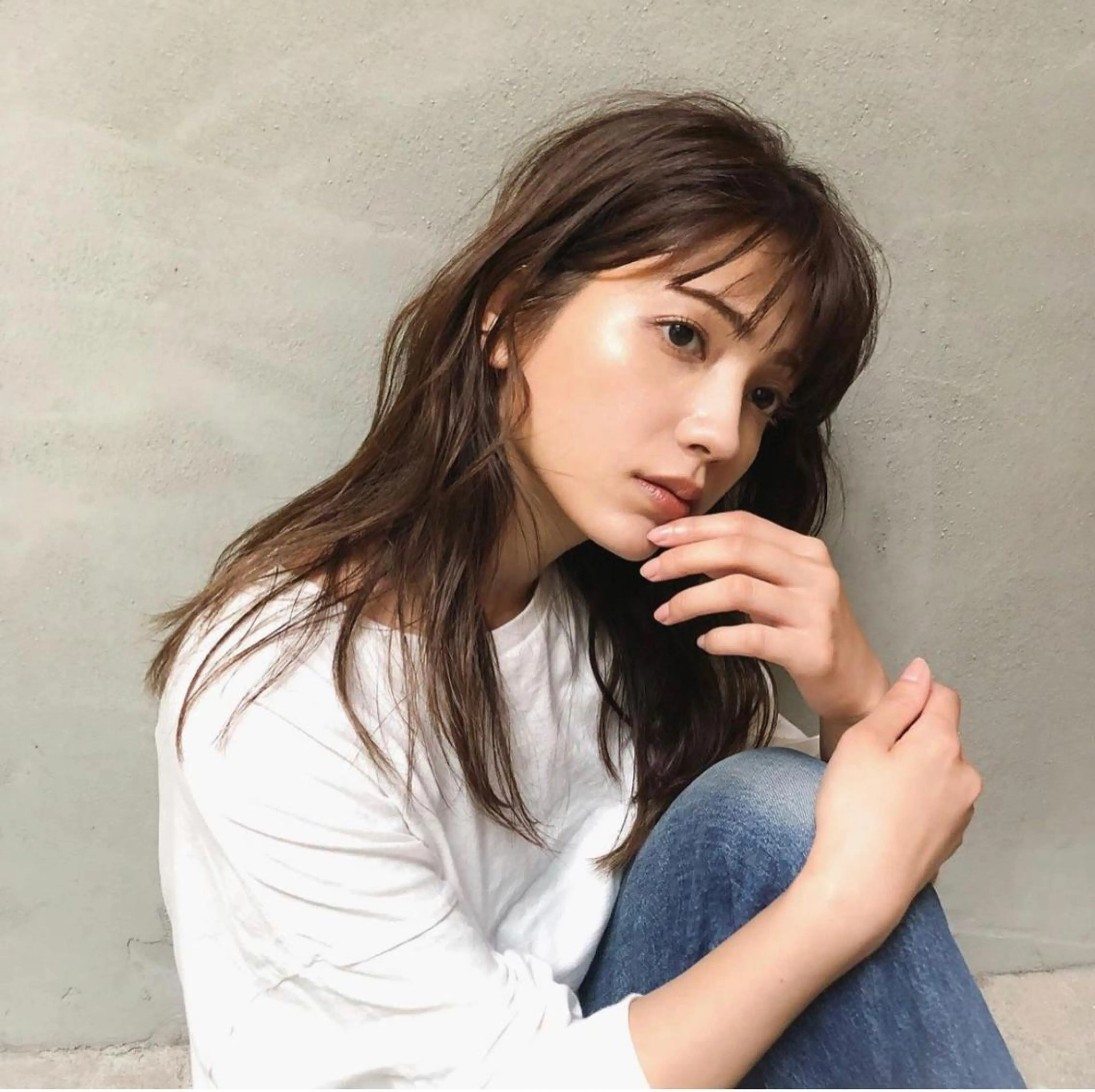 セミロング カラー 高橋 愛美のヘアスタイル