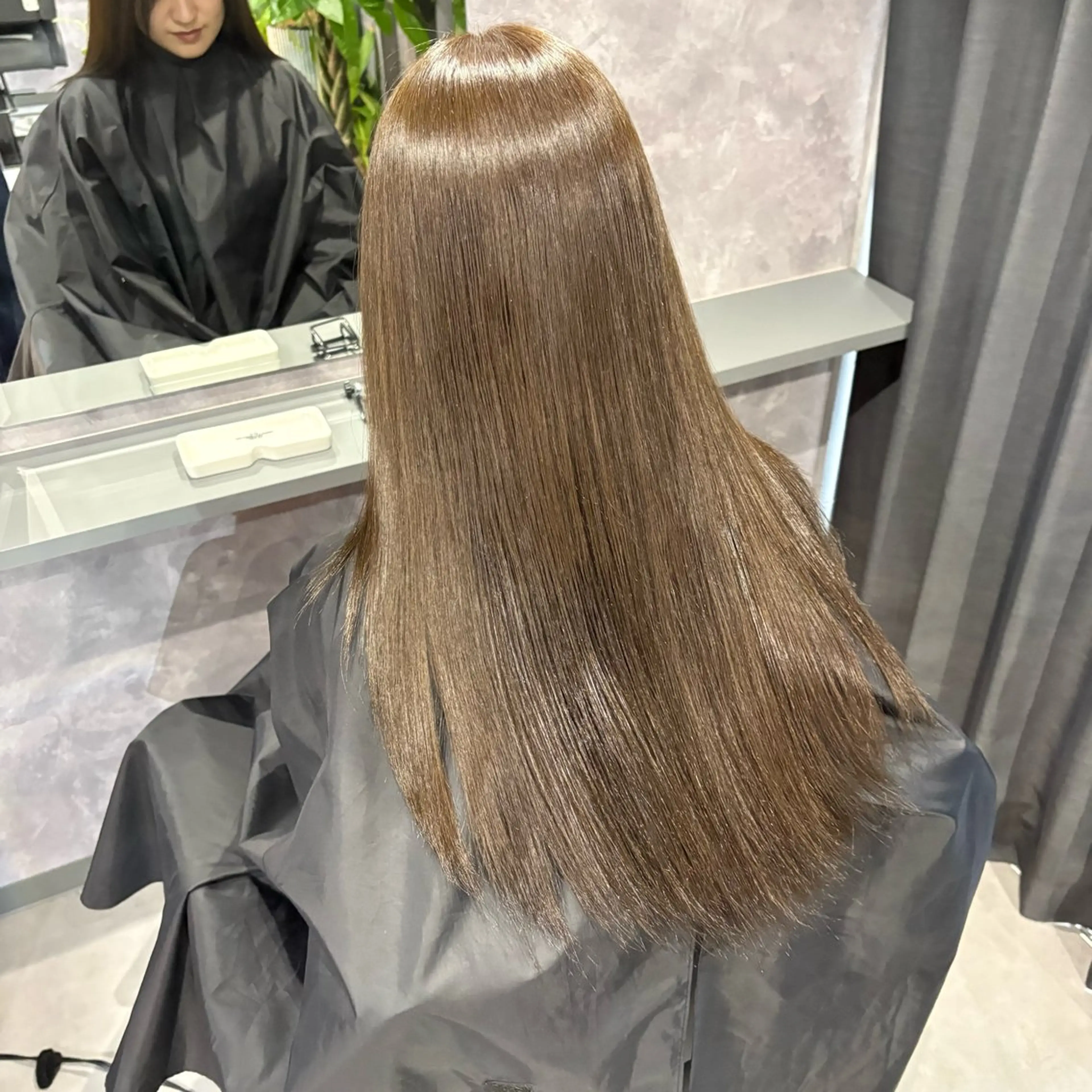 ロング カラー 透明感カラー カット ヘアカラー トリートメント nameless miichiのヘアスタイル
