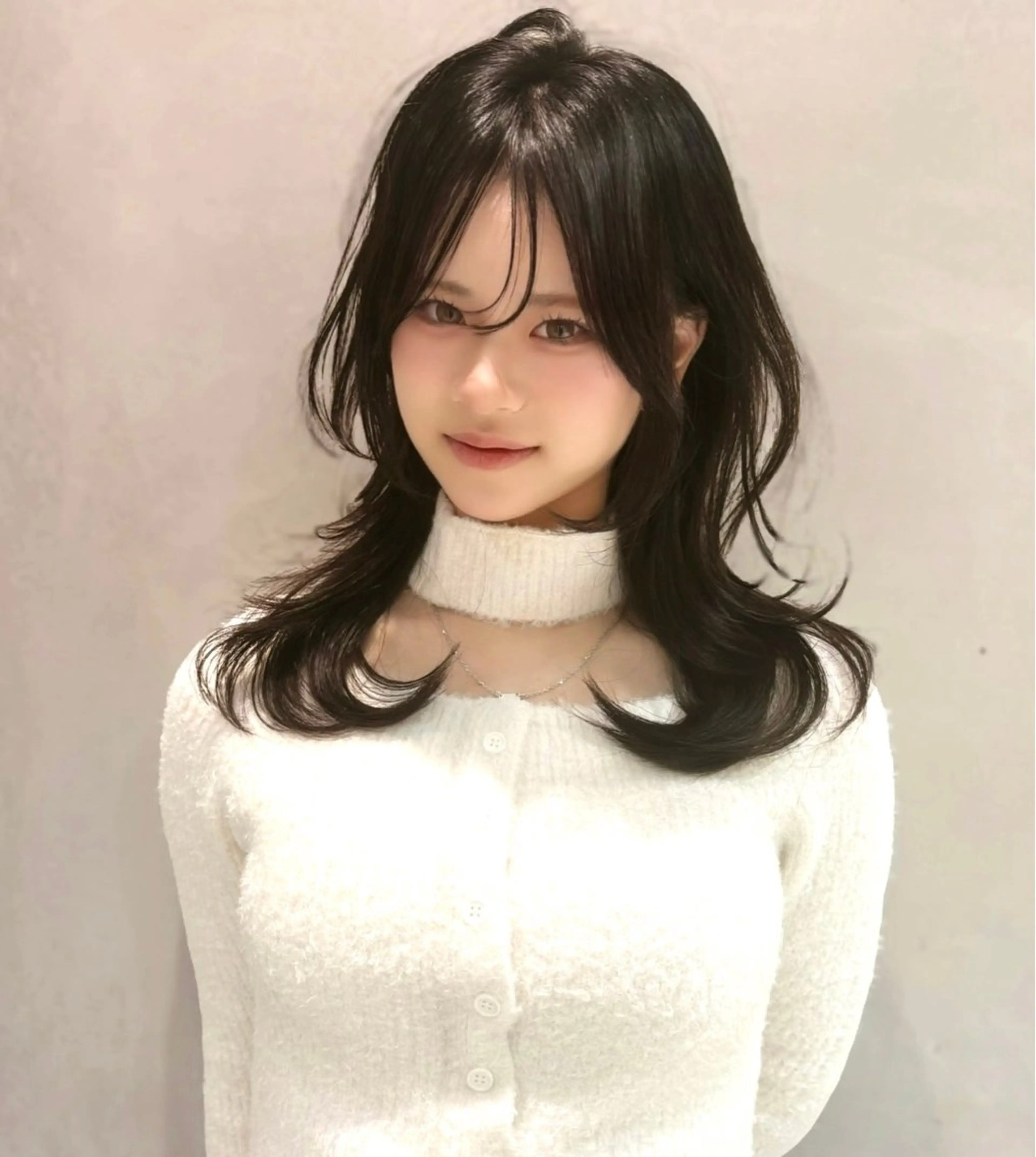 セミロング カット ヘアカラー さくら/似合わせレ イヤー/艶カラー🖤のヘアスタイル
