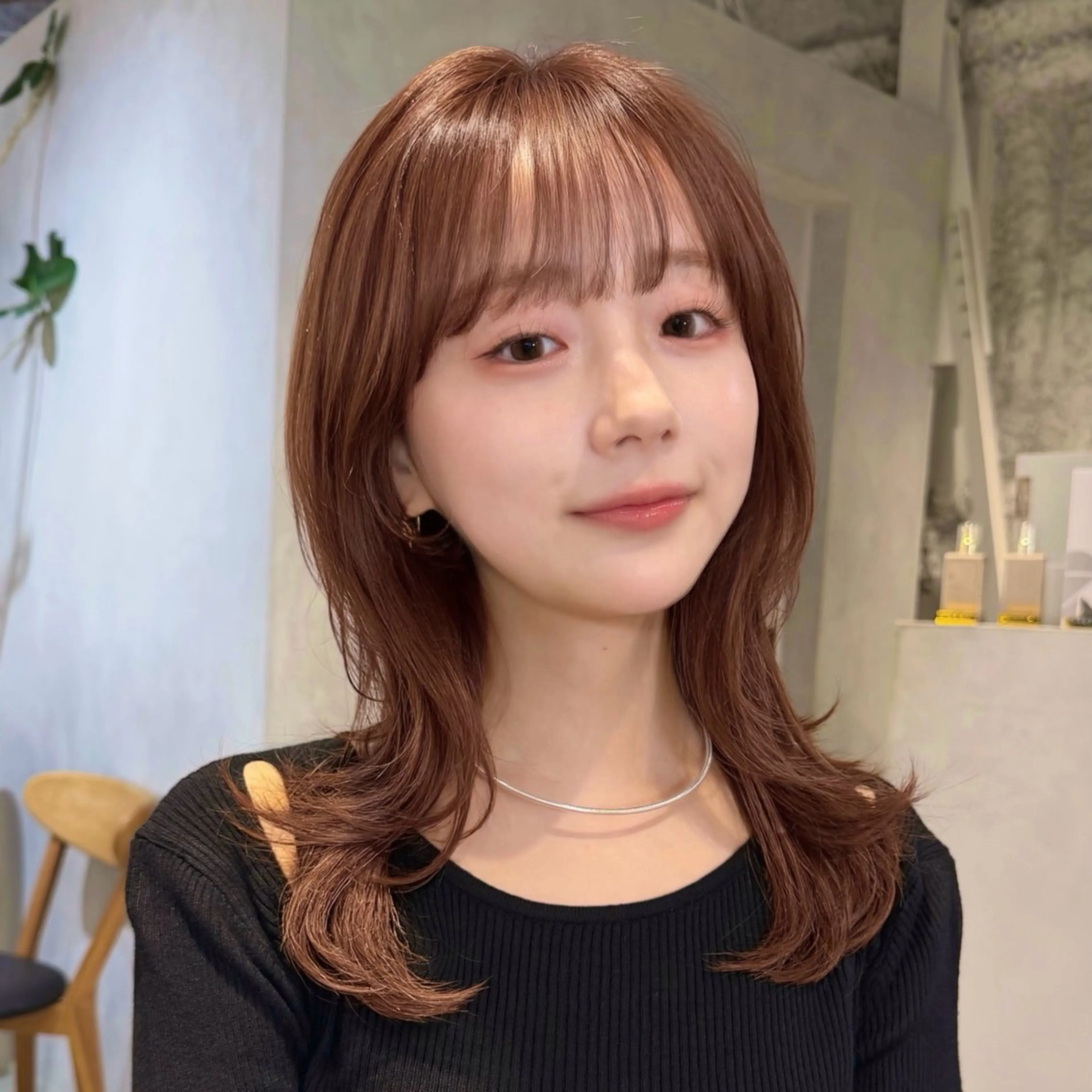 ミディアム カラー SAKI 新宿のヘアスタイル