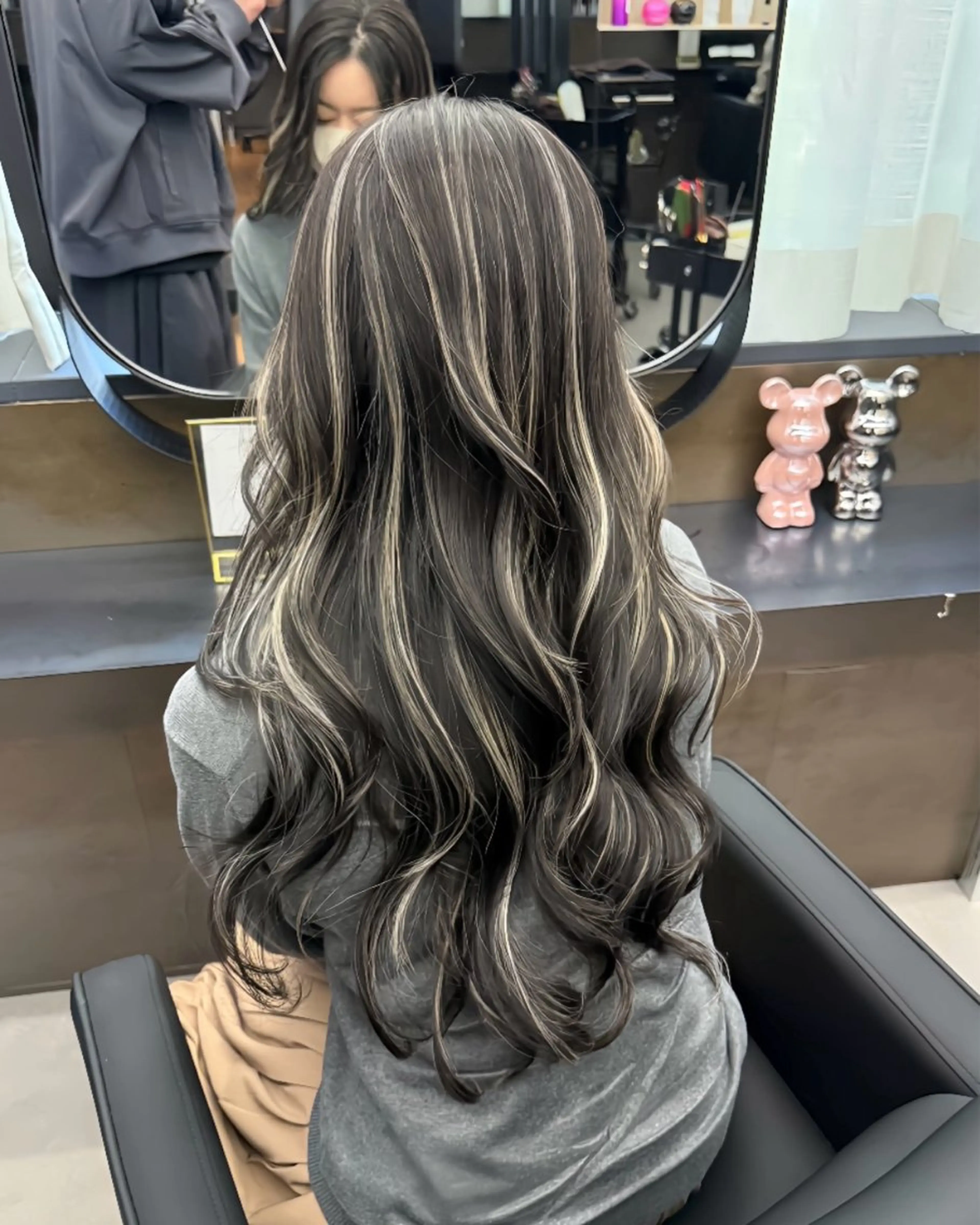 ロング 美髪/ハイライト 指名No.1KAIのヘアスタイル