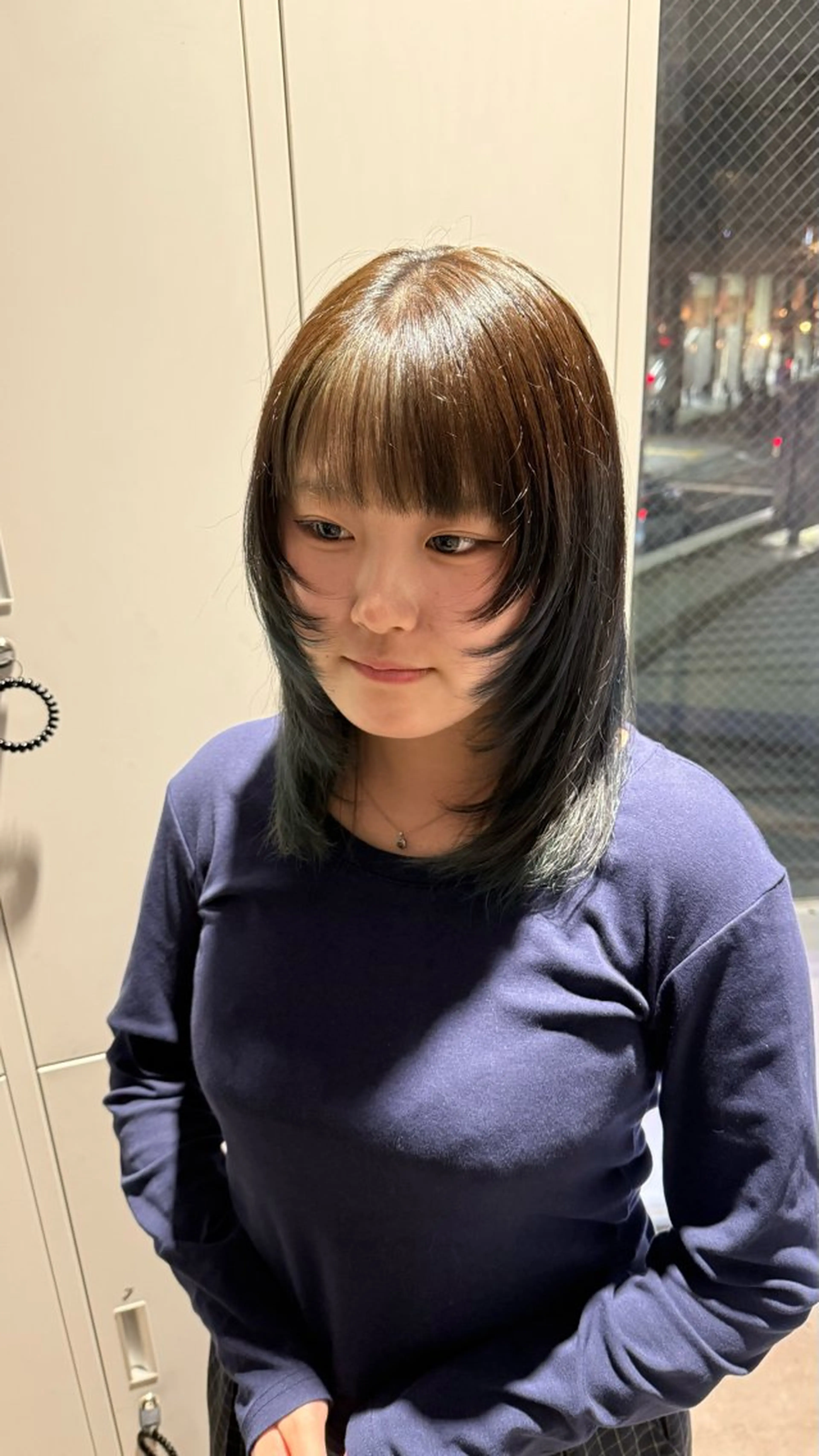 ミディアム 顔周りカット hinata ひなたのヘアスタイル