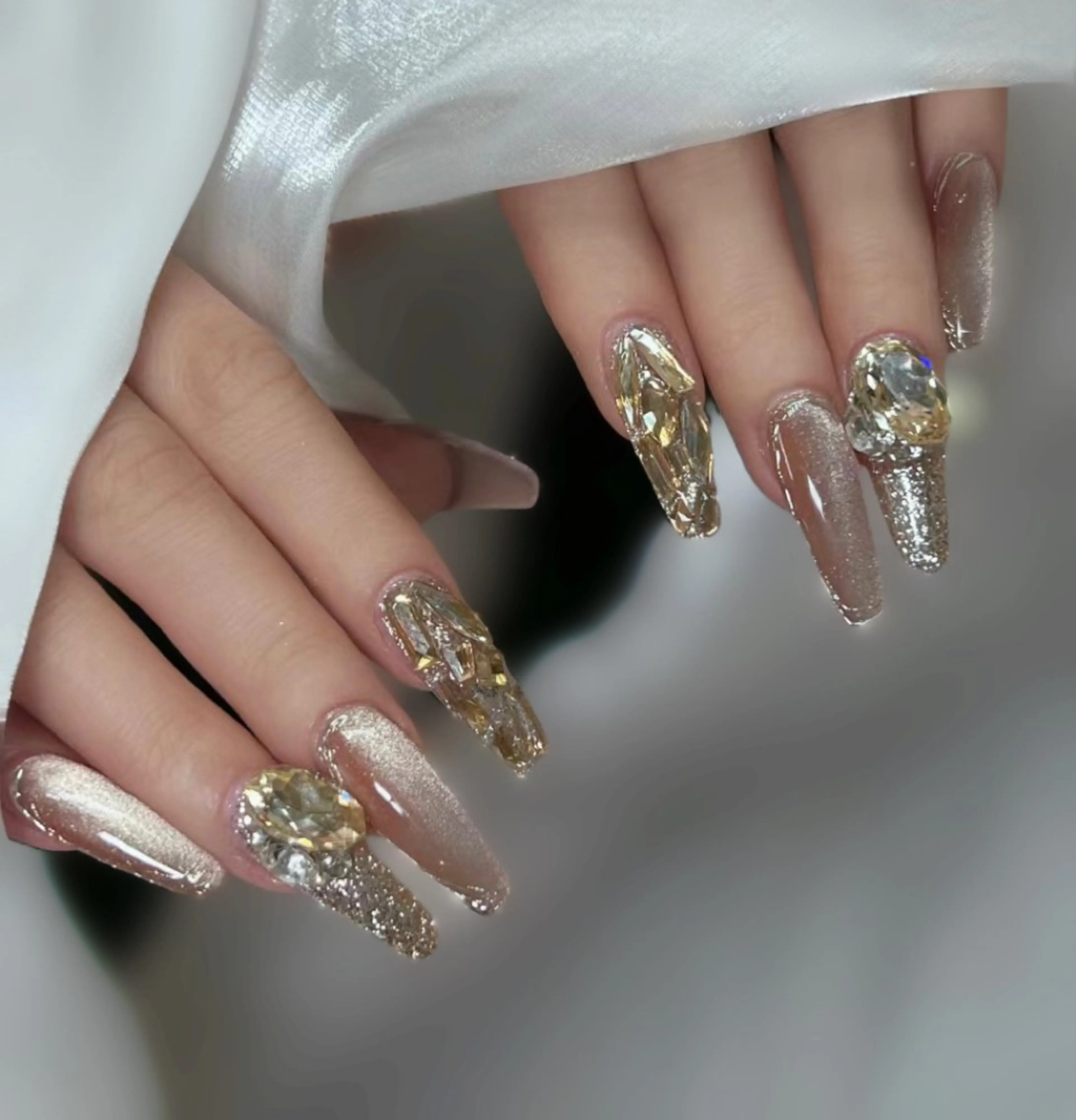 ネイル アートネイル チークネイル 長さ出し フラワーネイル ジェルネイル YK Beauty Salonのマツエク・マツパデザイン