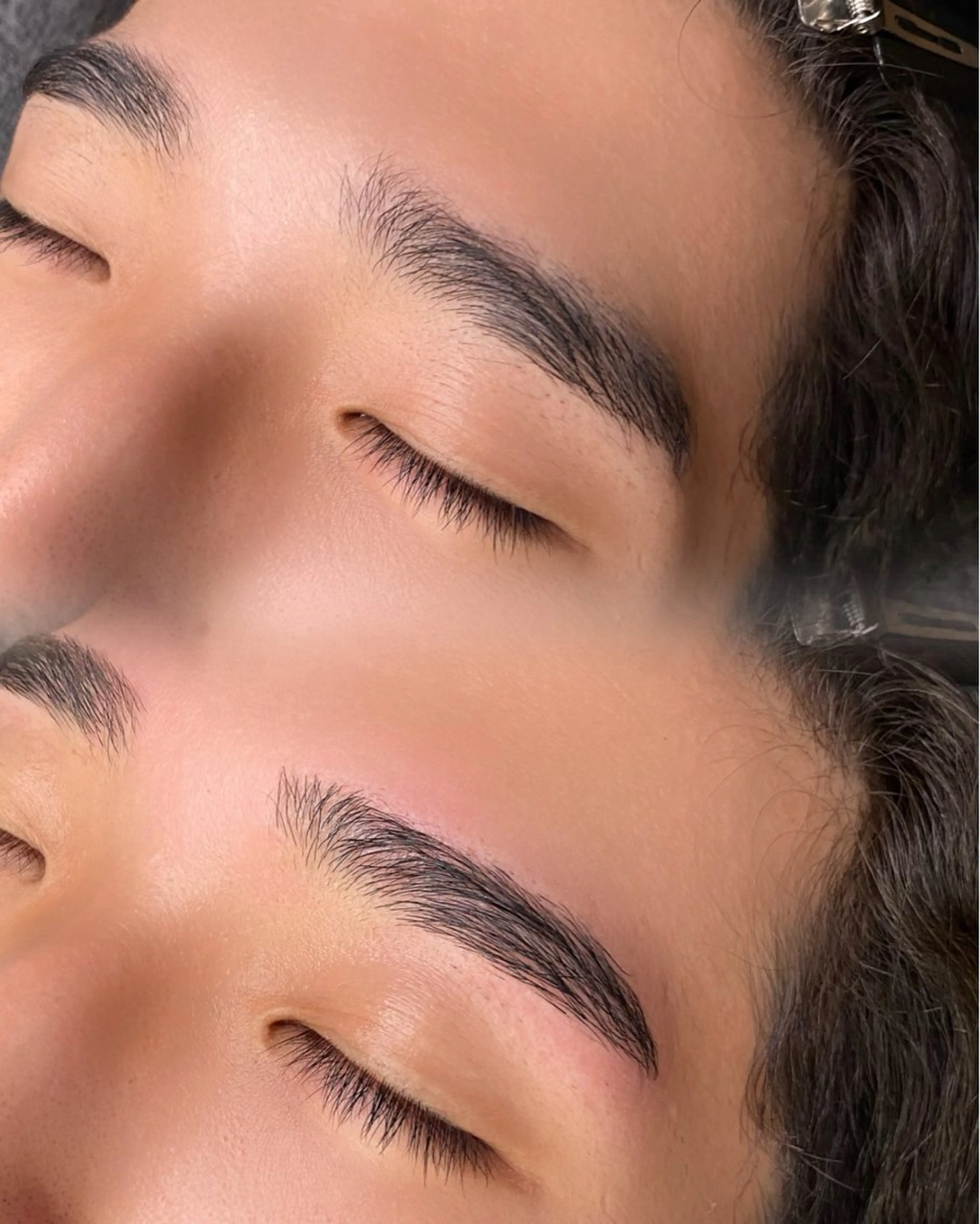 アイブロウ メンズアイブロウ ワックス脱毛 眉カット その他(アイブロウ) Eyelash Iris.の眉毛・アイブロウイメージ