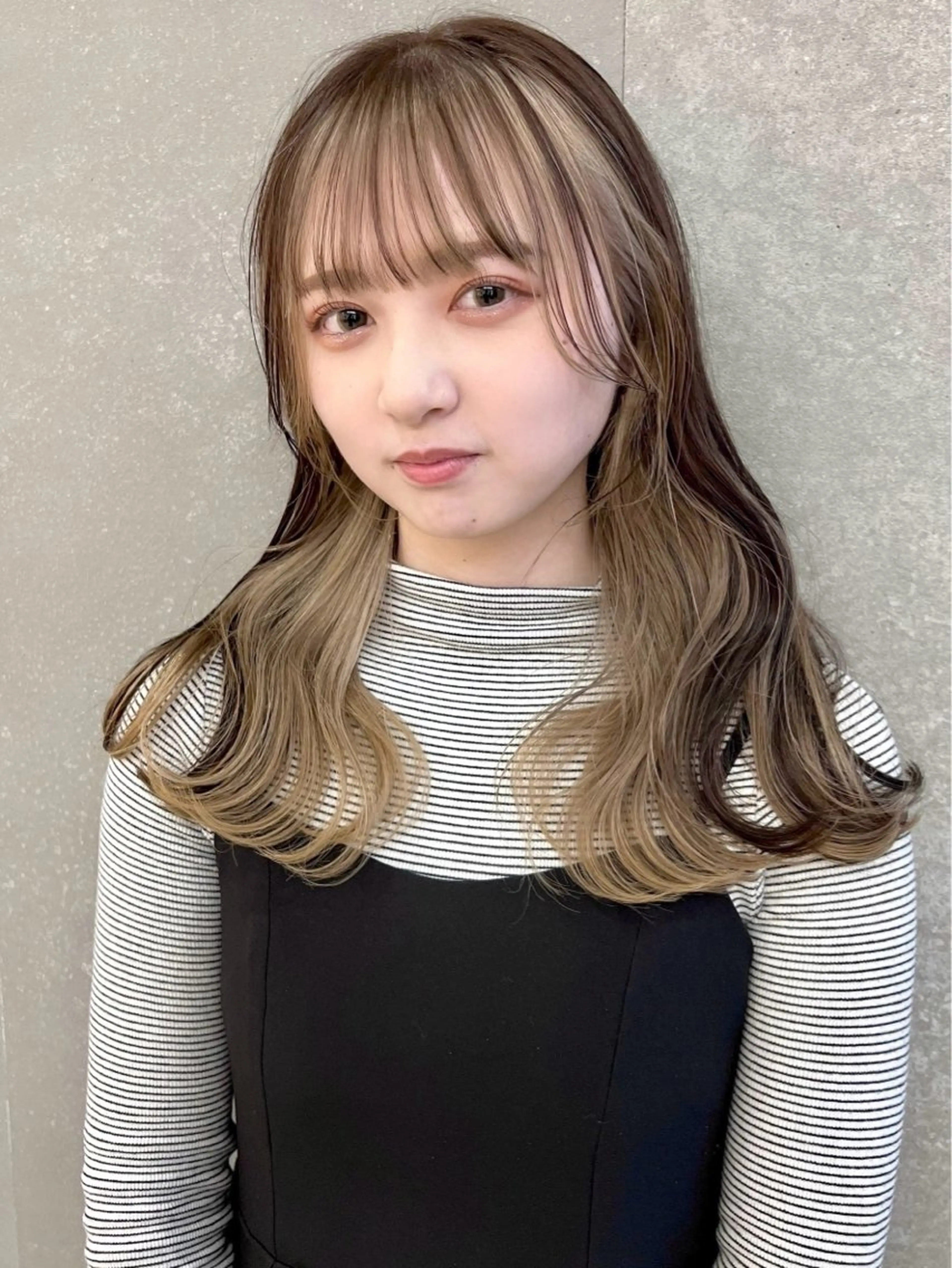 セミロング 水原　悠吾 ELISS　ブリーチのヘアスタイル