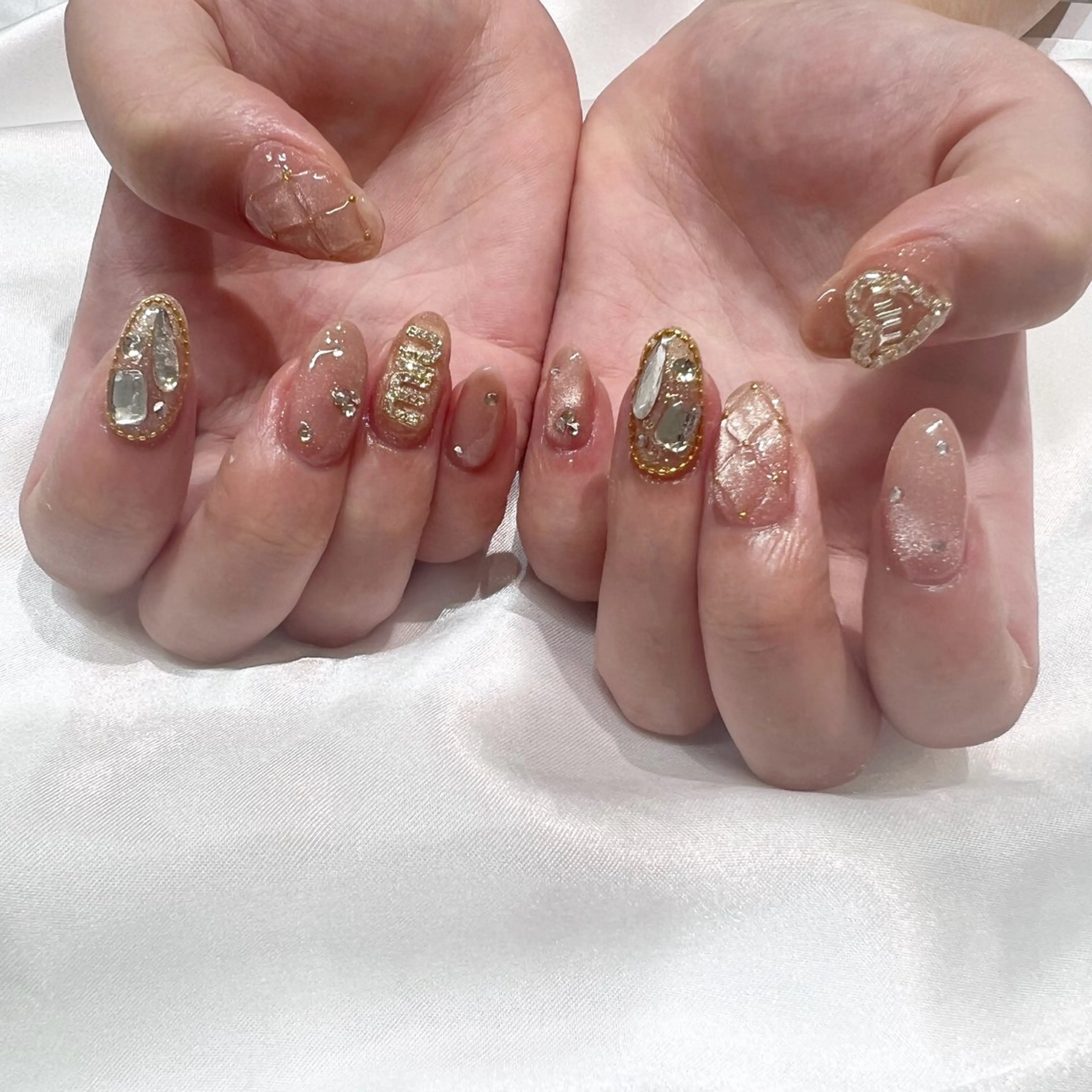 ネイル 氷ネイル・うるうるネイル マグネットネイル ハンドネイル emmi nailのネイルデザイン