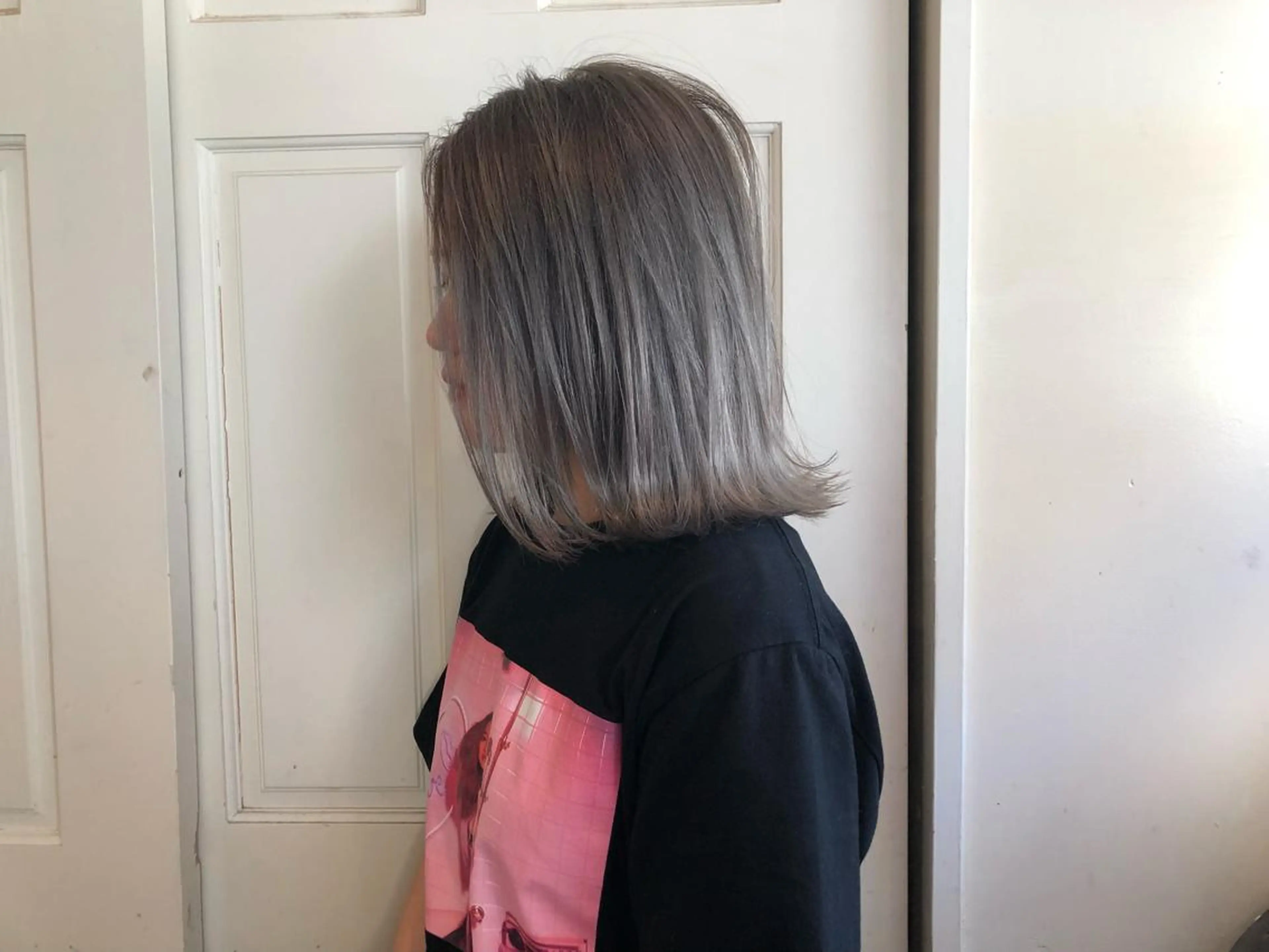 ミディアム カット ヘアカラー トリートメント 🌸ハイトーン 新田　廉 🌸のヘアスタイル