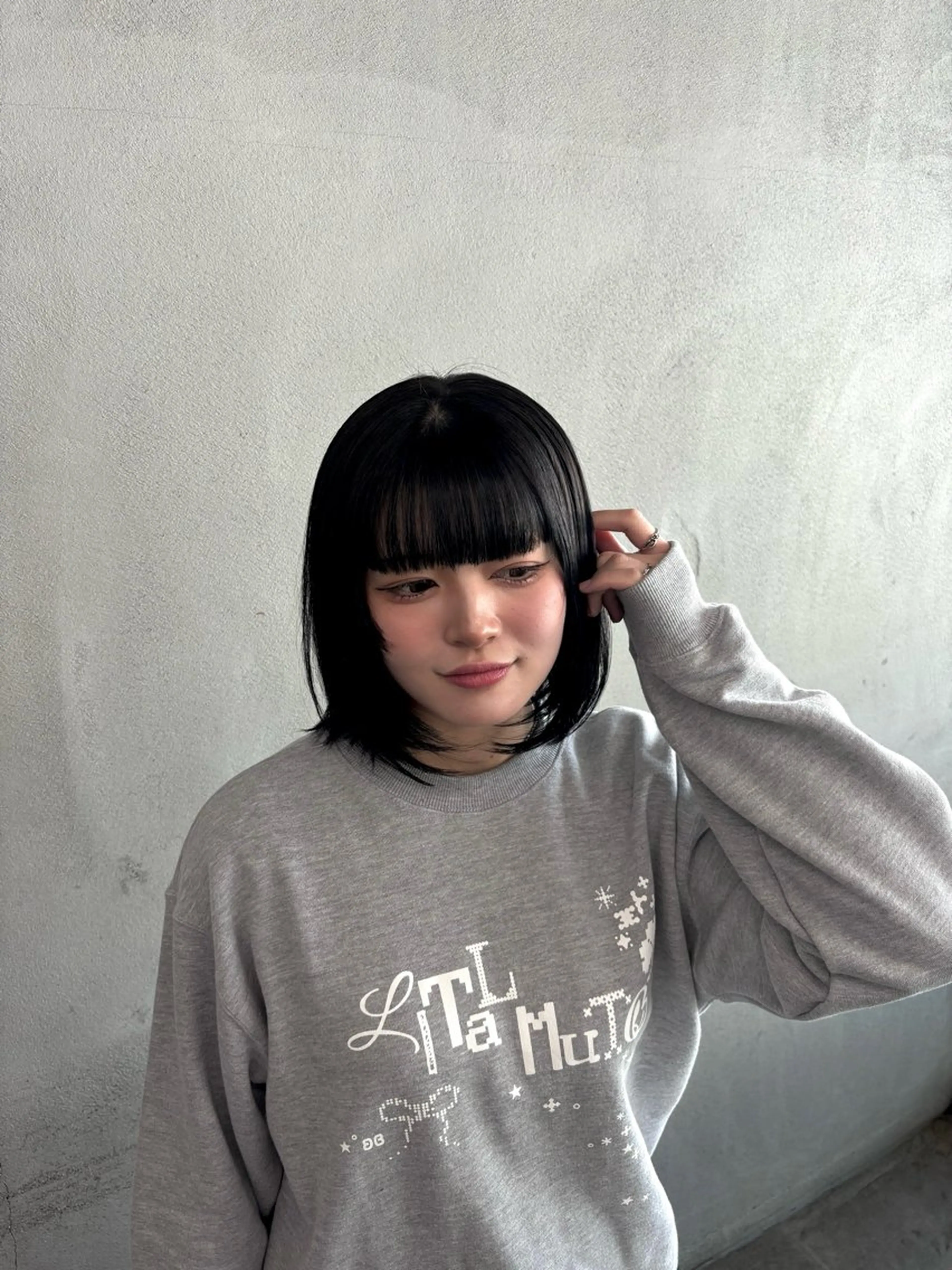 ミディアム カラー ヘアアレンジ Miharu / ニュアンスカラーのヘアスタイル