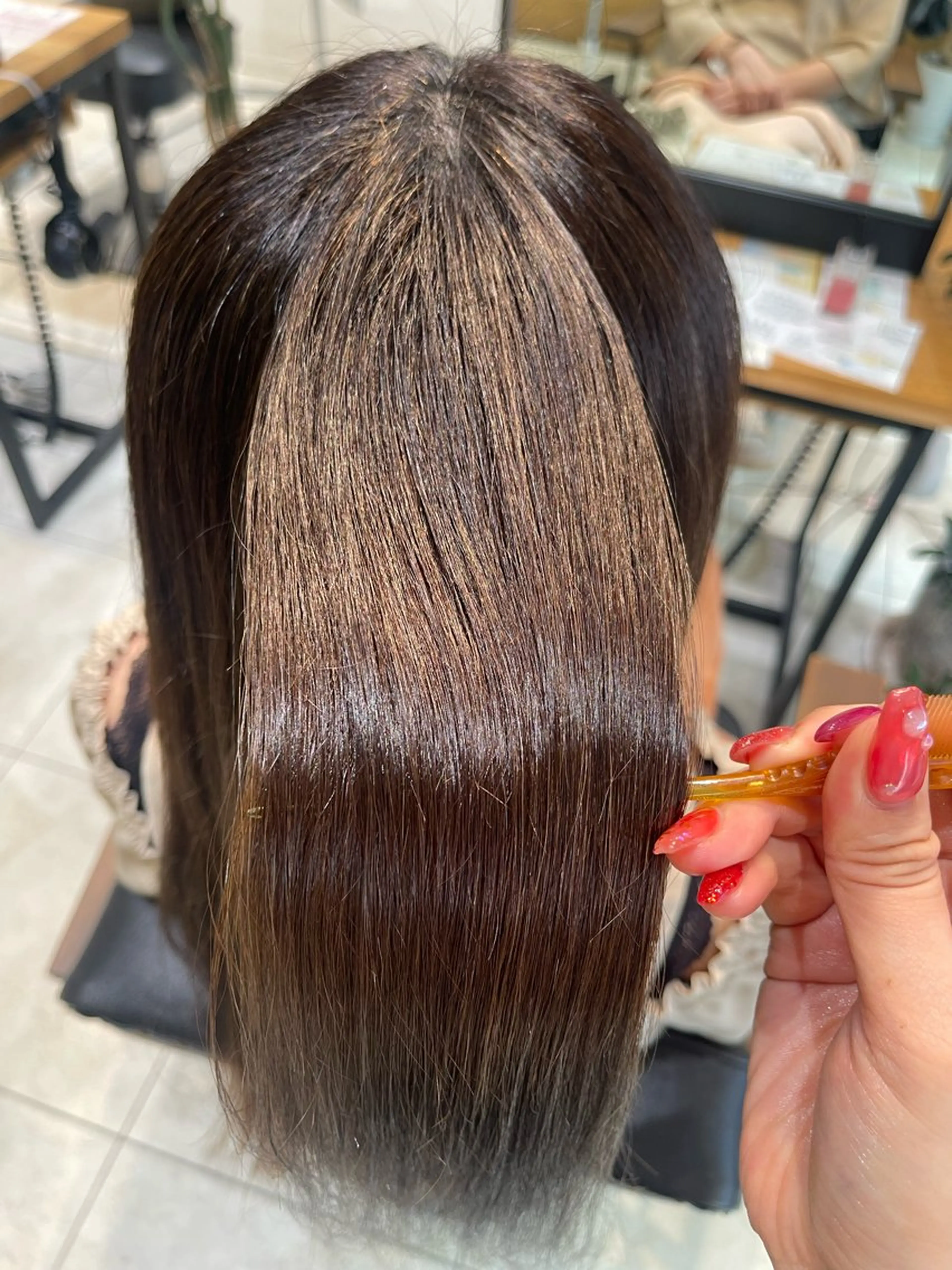 ロング 縮毛矯正・髪質改善・ ストレート🌻ゆいのヘアスタイル