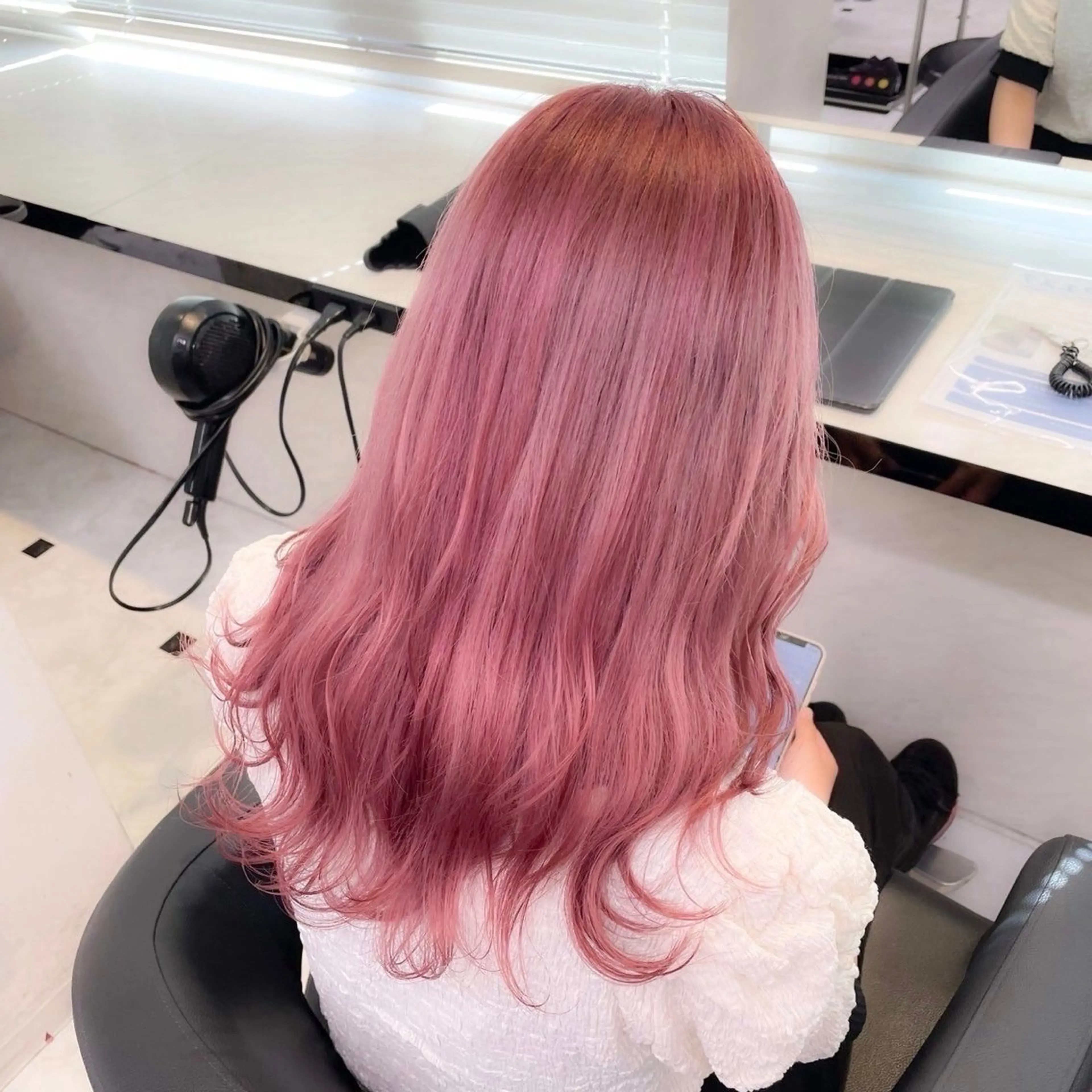 カラー akari🎀🤍 ガーリーstyleのヘアスタイル