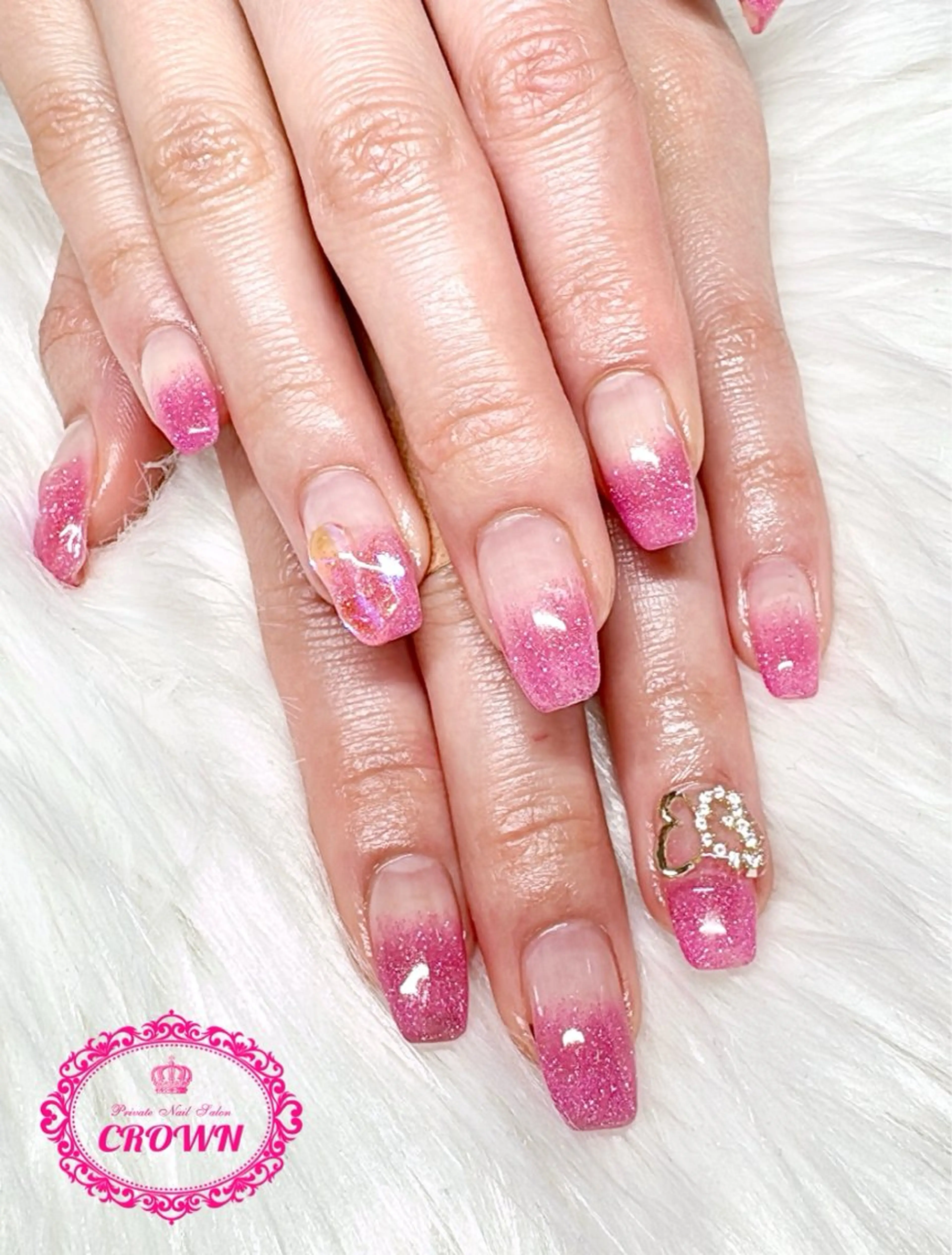 ネイル CROWN プライベートサロンのネイルデザイン