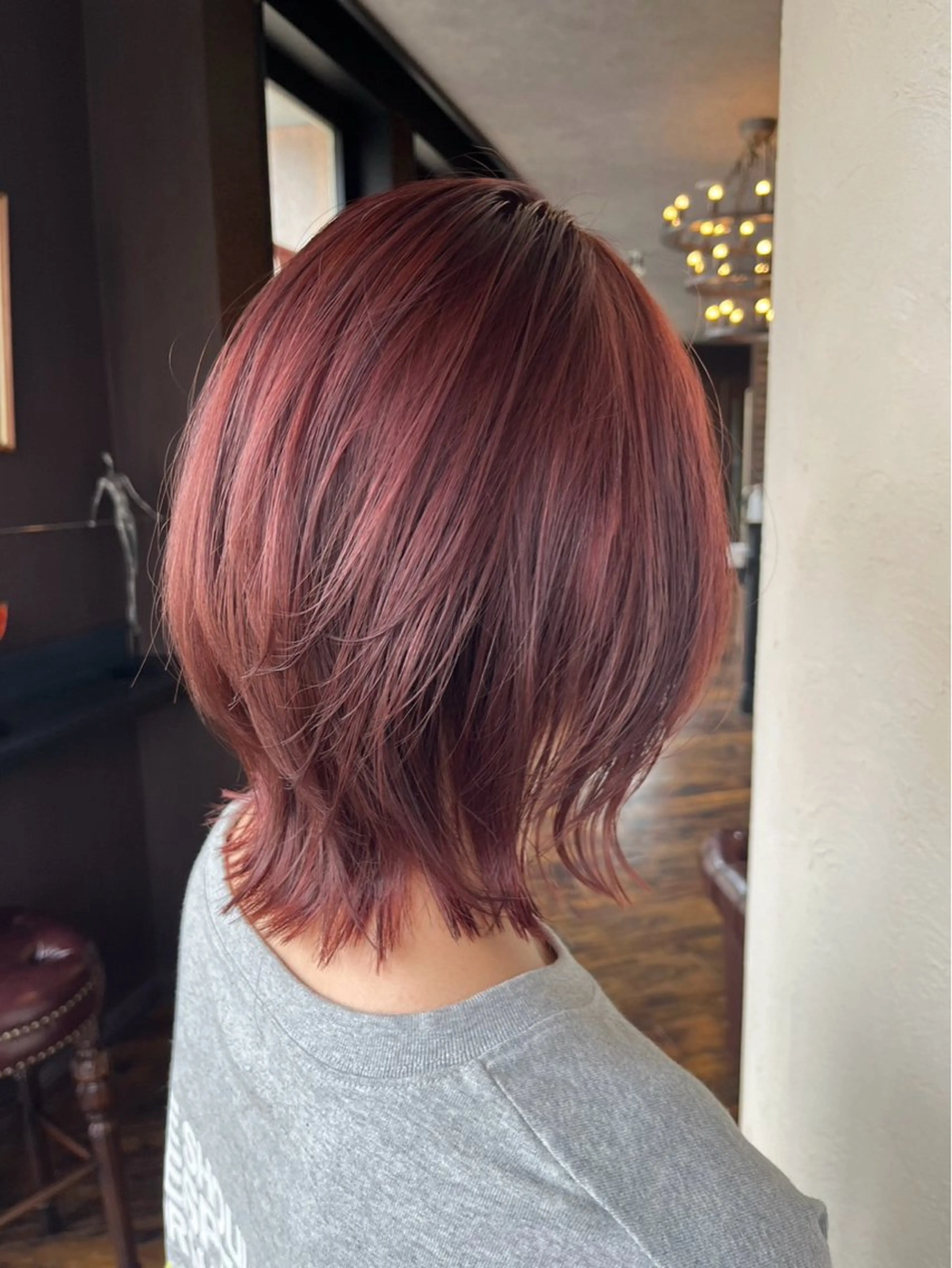 ショート カラー ヘアアレンジ 境 あいみのヘアスタイル