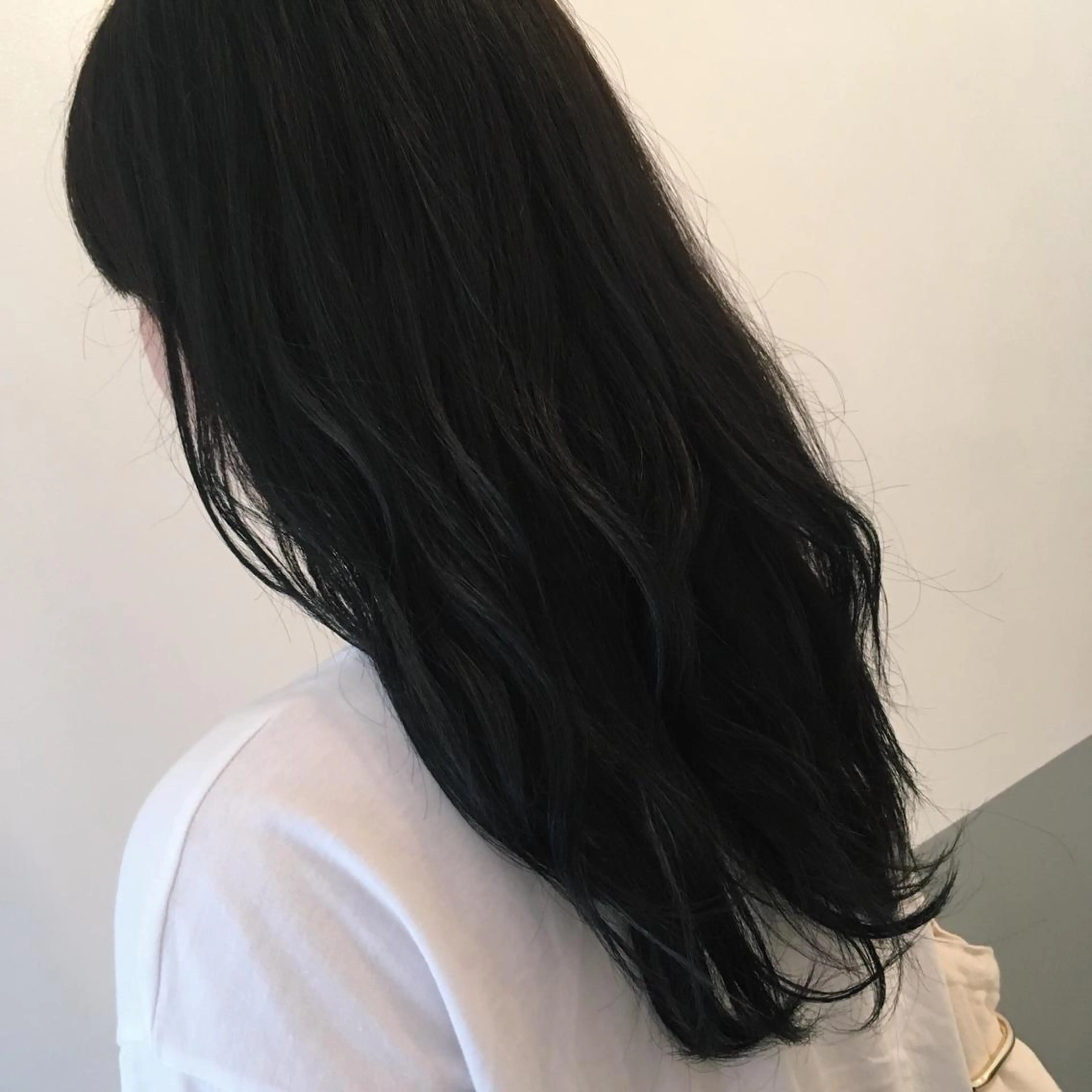 ロング カラー RINA🧤 デザインとボブのヘアスタイル