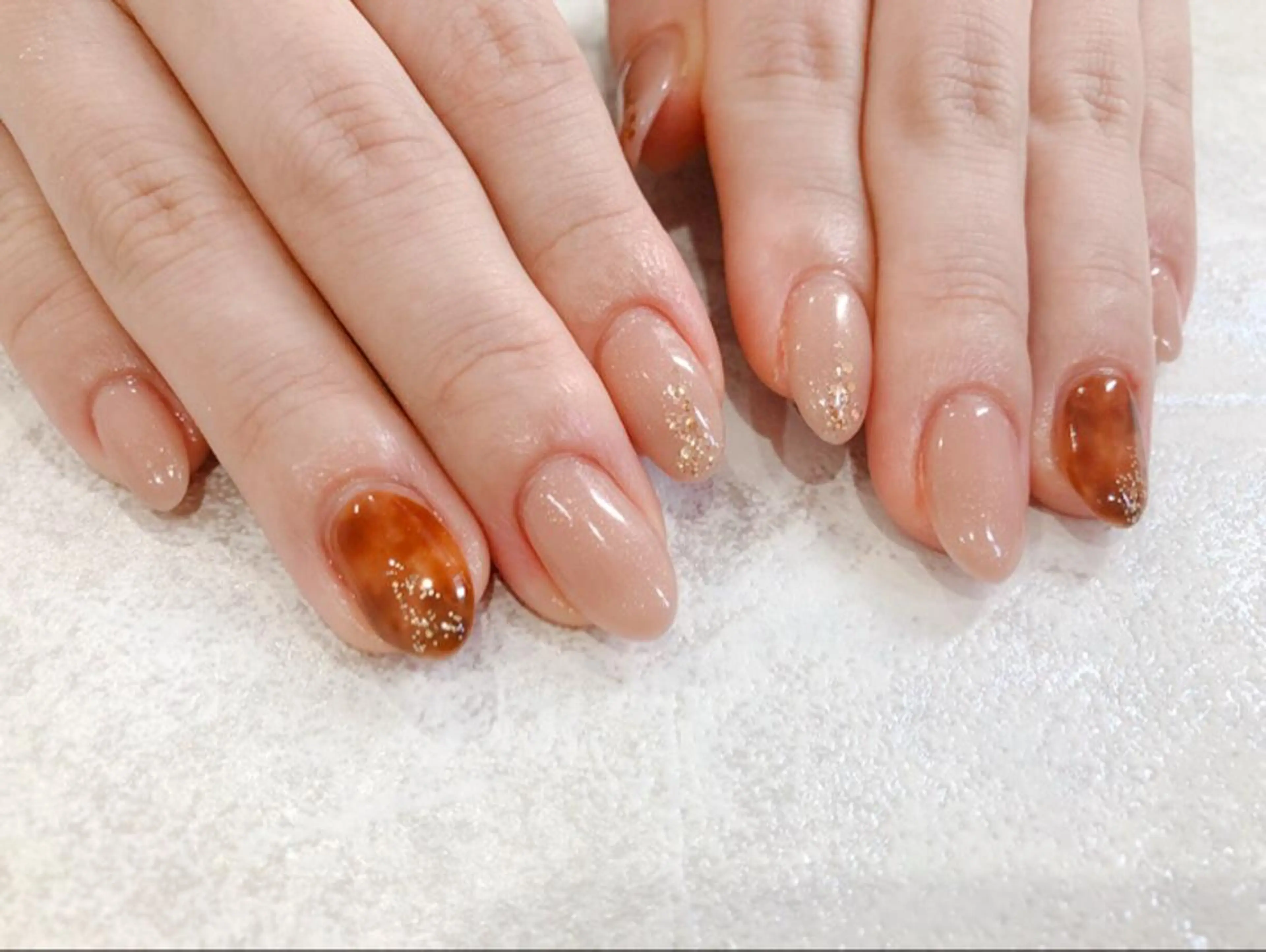 ミディアム キッズ ネイル べっ甲ネイル ジェルネイル オフィスネイル パラジェル Luana nail (ルアナネイル)のネイルデザイン