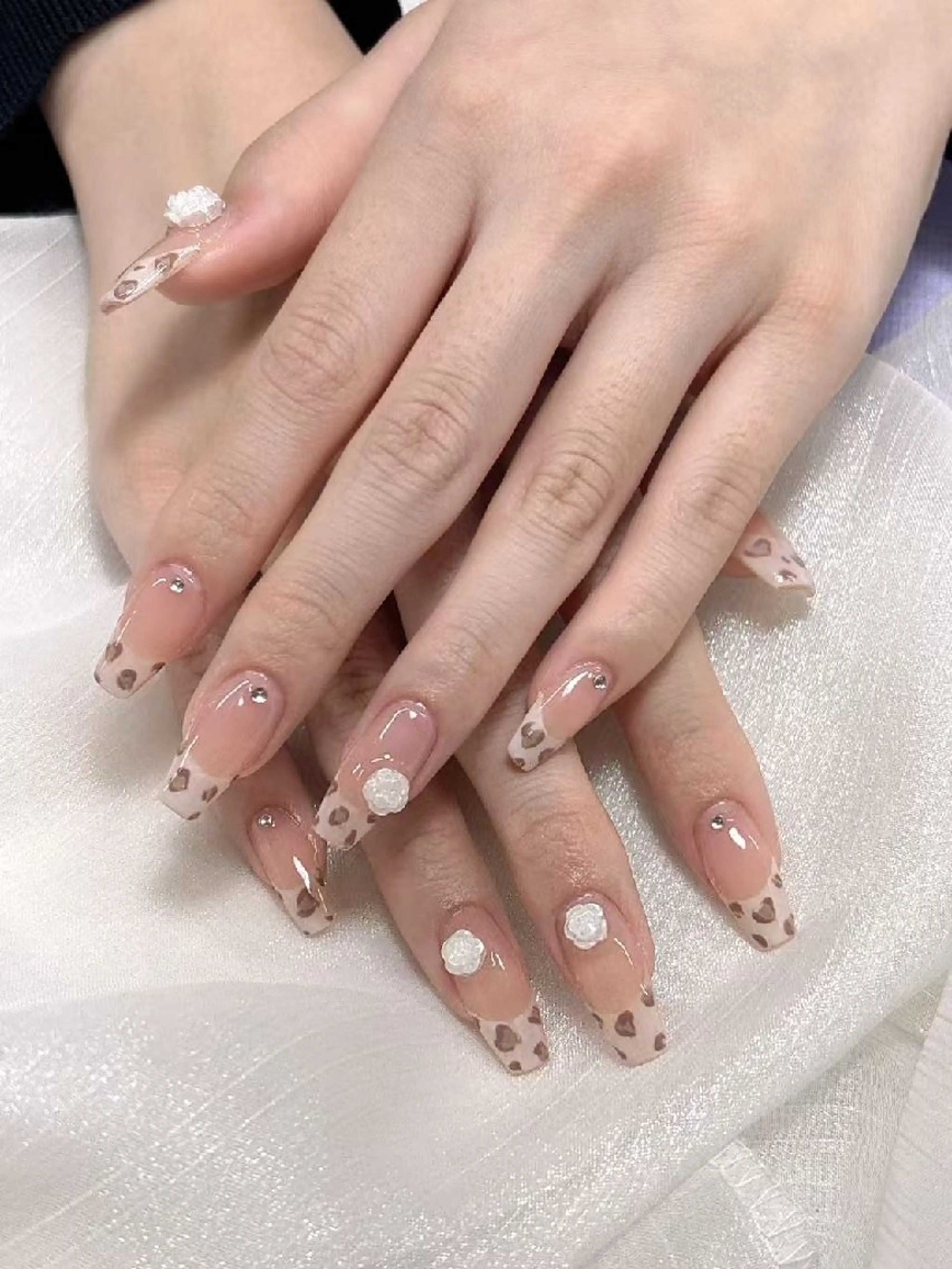 ネイル ENsalon AKIRAのネイルデザイン