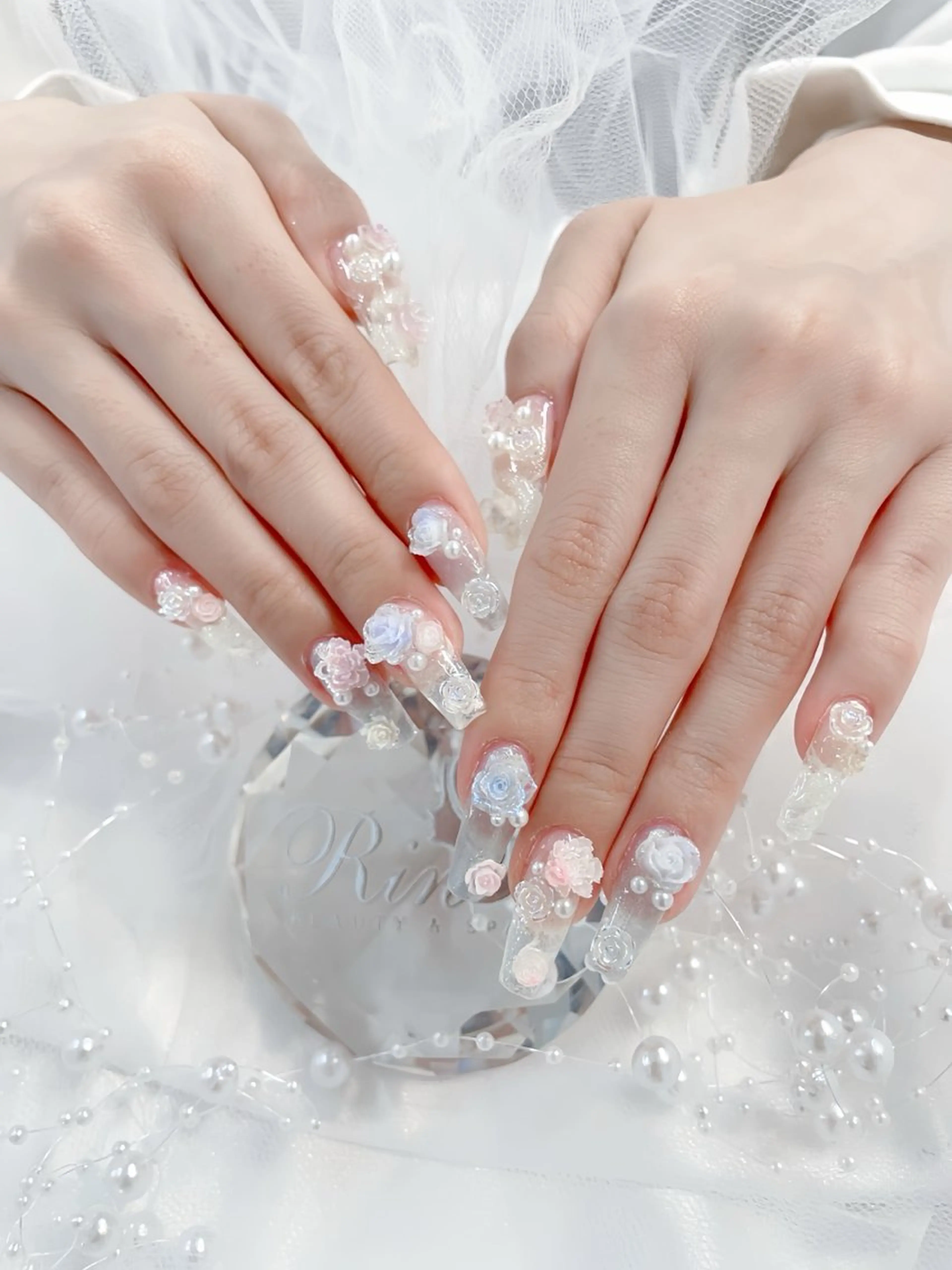 ネイル アートネイル チークネイル ジェルネイル ロングネイル マグネットネイル ハンドネイル Rin Nail 新大久保店のネイルデザイン