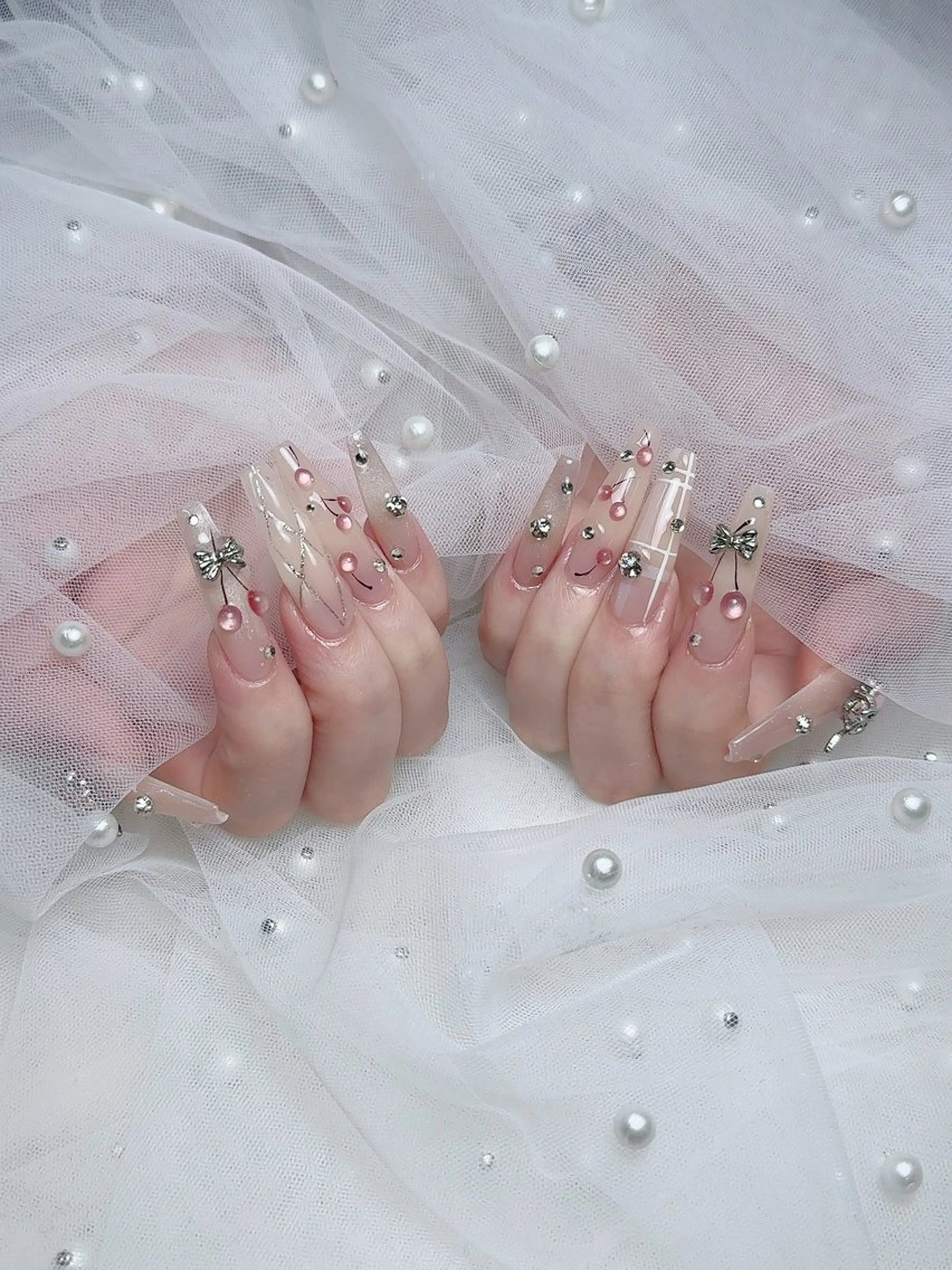 ネイル ハンドネイル ENsalon akiのネイルデザイン