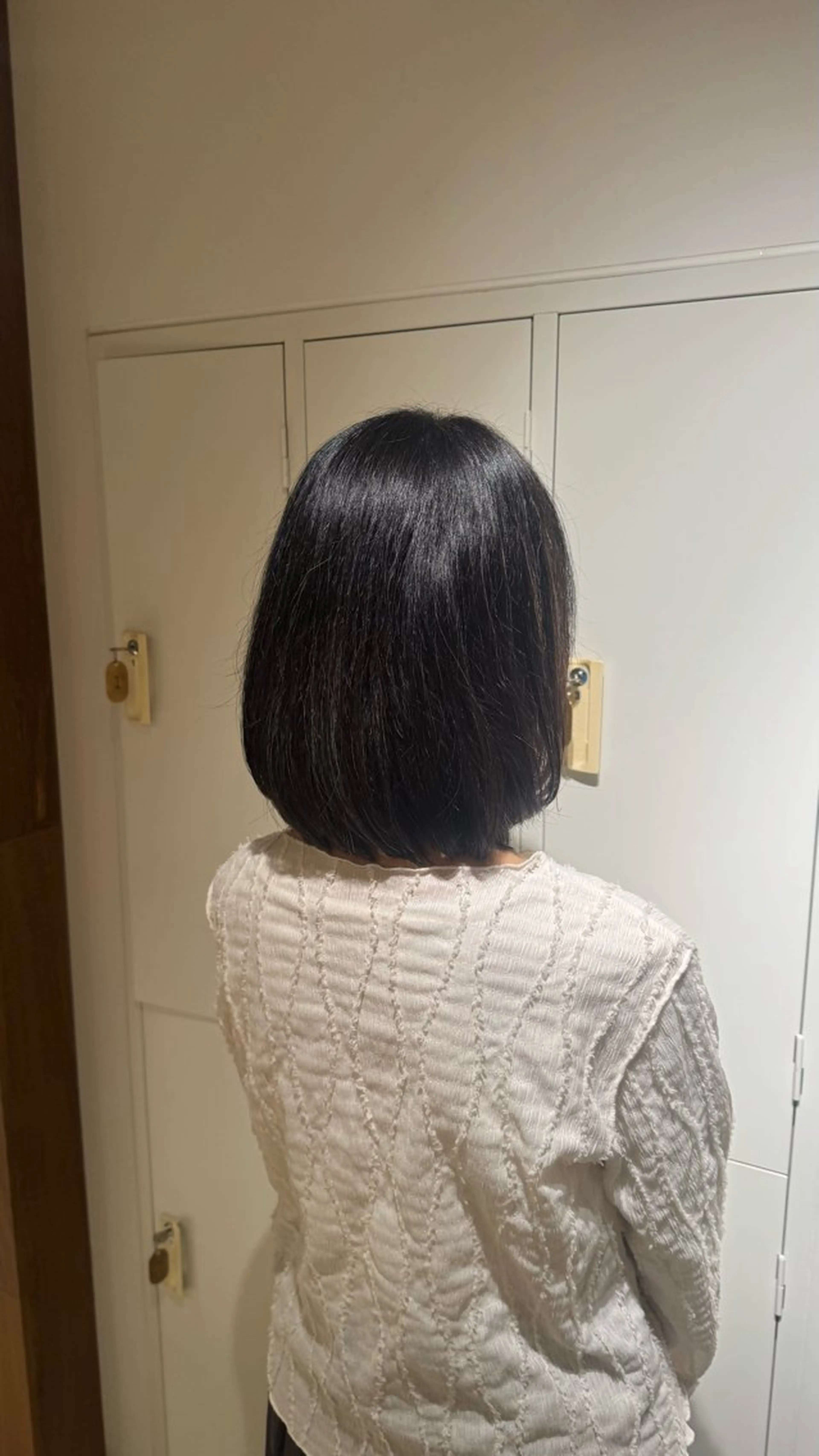 ミディアム 山根 里緒のヘアスタイル