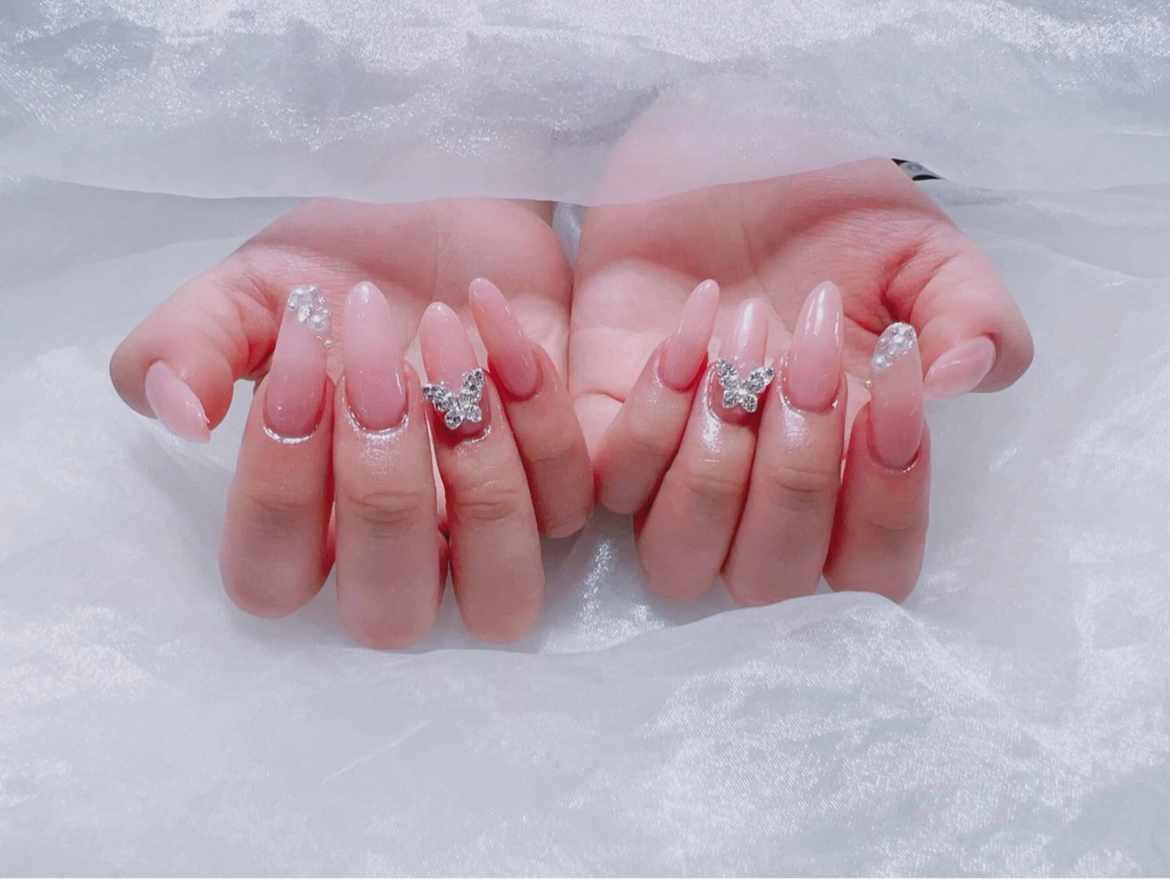 ネイル ハンドネイル VIVIAN リサのネイルデザイン