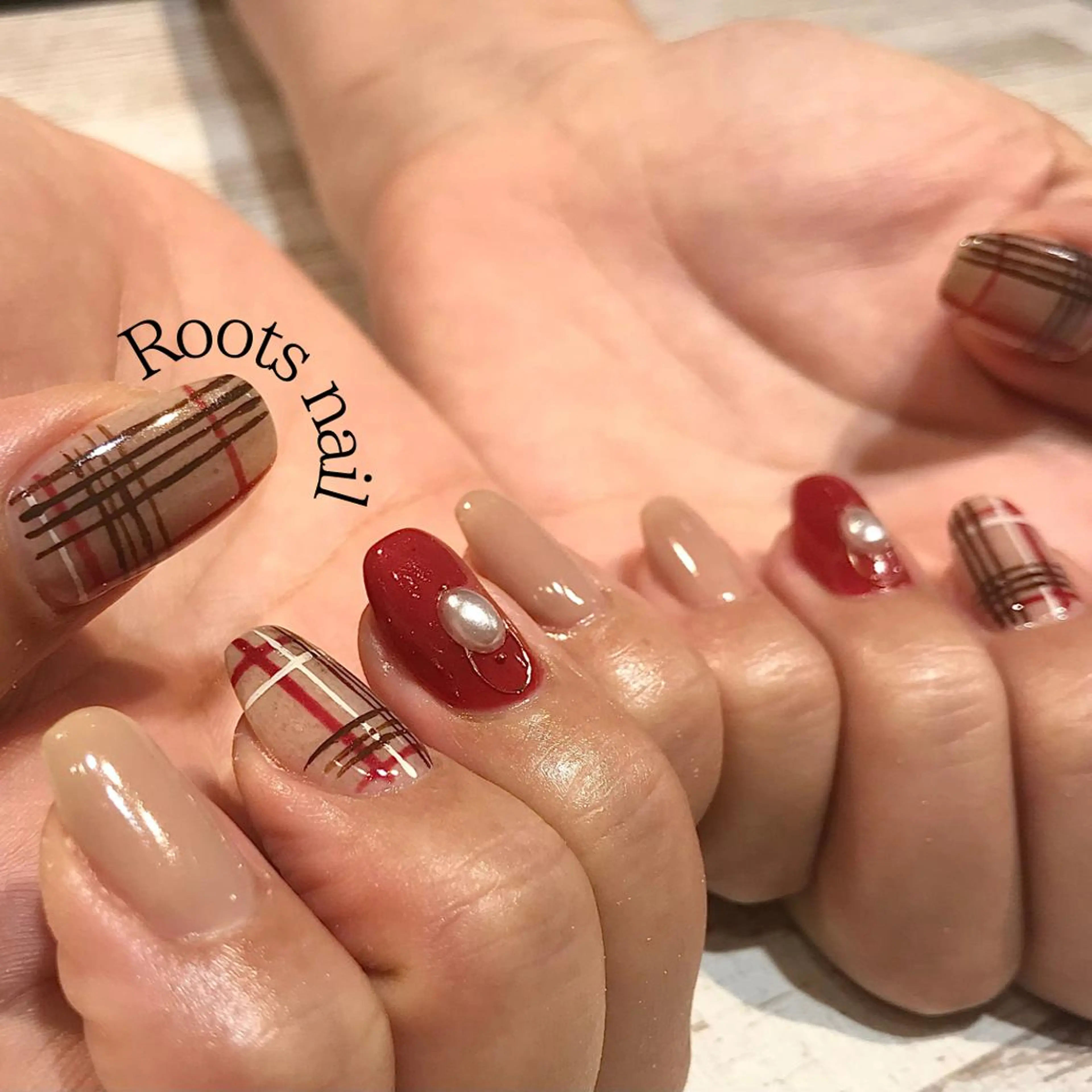 ネイル コンディショニングサロンRoots所属・コンディショニング サロンRootsのネイルデザイン