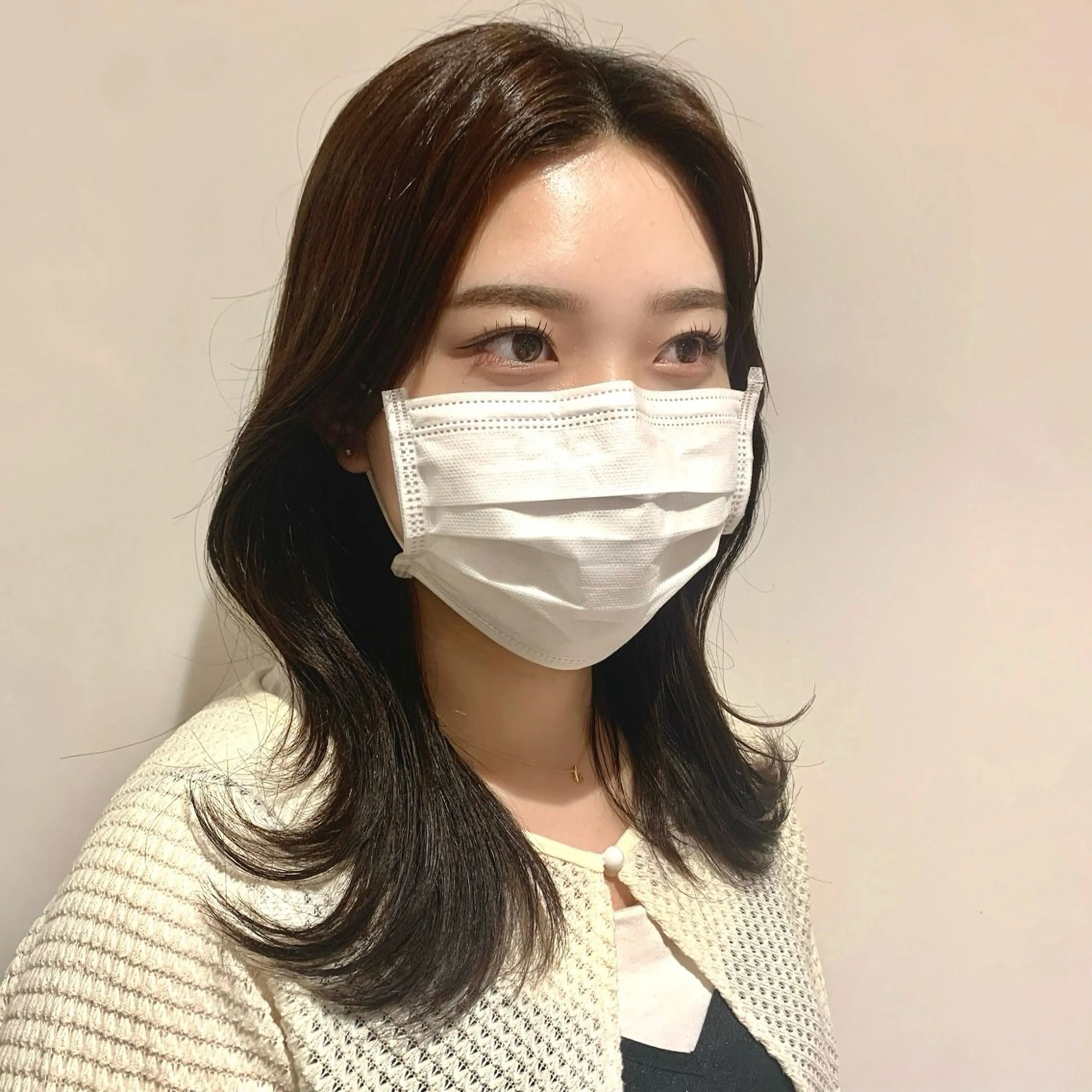 セミロング 韓国風ヘア レイヤーカット カット 🍏脊古夏月🍏 /韓国ヘア&アイ🍏の眉毛・アイブロウイメージ